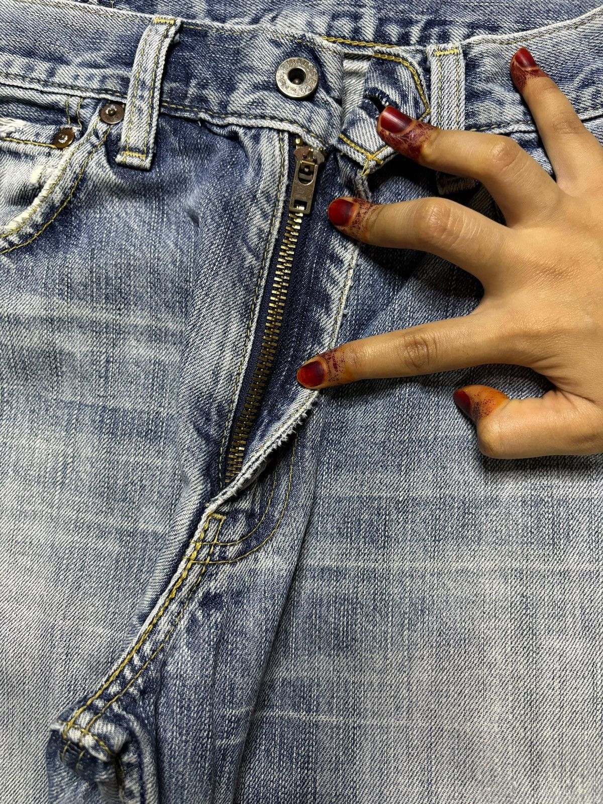 LVC × Levi's × Levi's Vintage Clothing Vintage 90s Levis 503 Faded Distressed Ripped Baggy Jeans Size US 31 - 3 Thumbnail