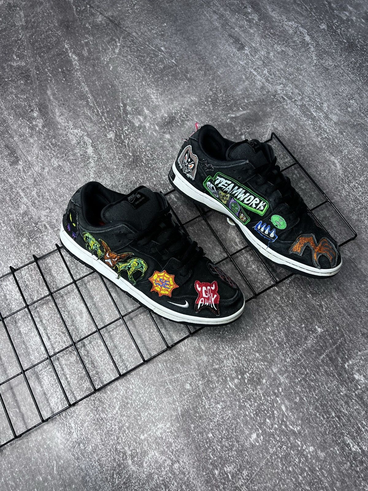 Nike Nike SB Dunk Low Pro QS Neckface Size US 12 / EU 45 - 1 Thumbnail