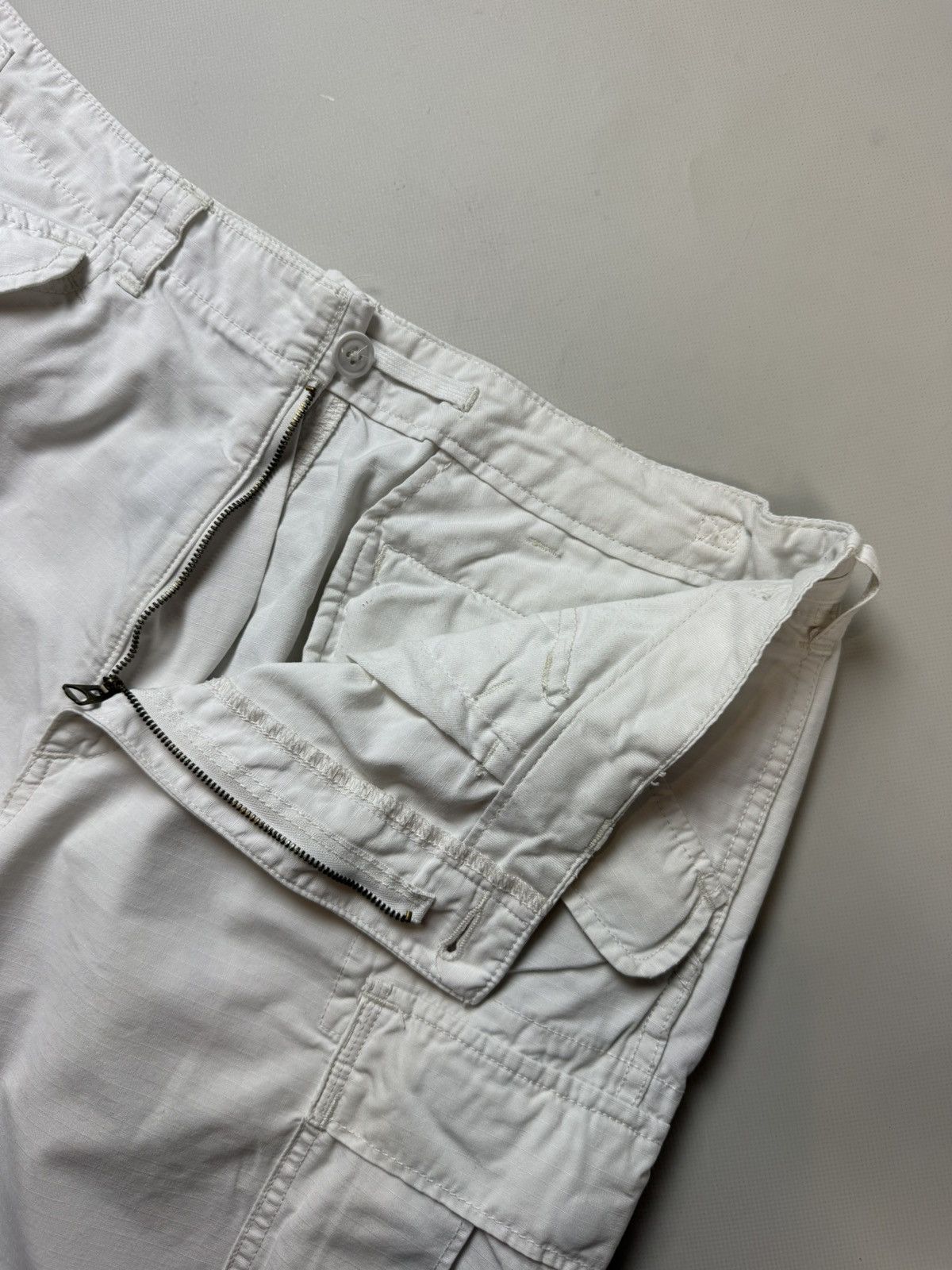 Polo Ralph Lauren Polo Ralph Lauren Men’s Military Khaki Drill Cargo Shorts Size US 36 / EU 52 - 11 Thumbnail