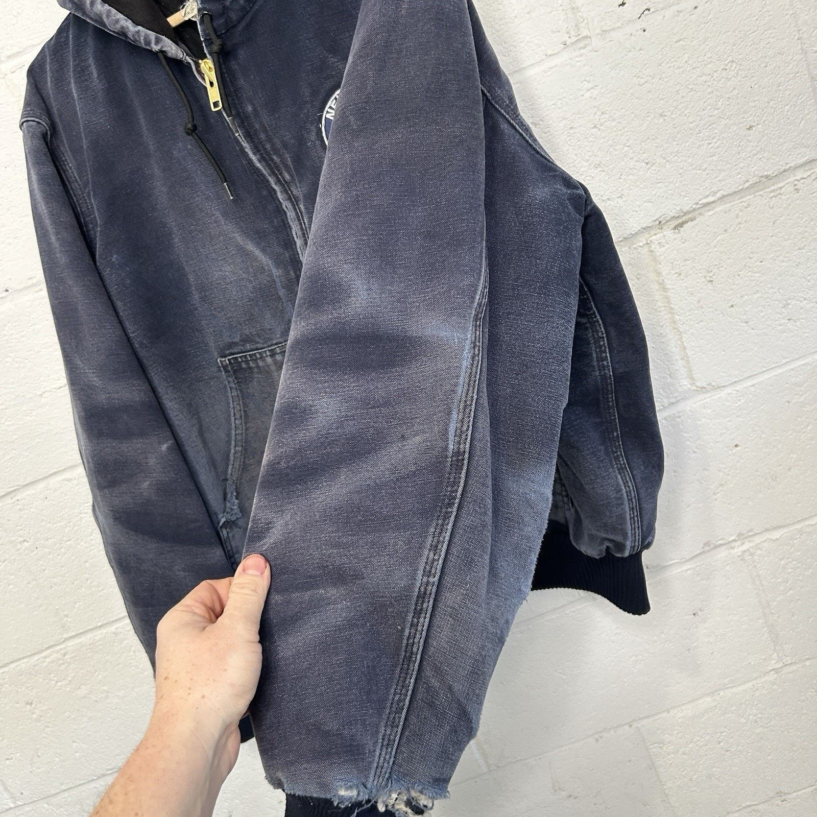 Carhartt Vintage Carhartt Hooded Active Jacket “Dark Navy” Yankees Size US XL / EU 56 / 4 - 10 Thumbnail