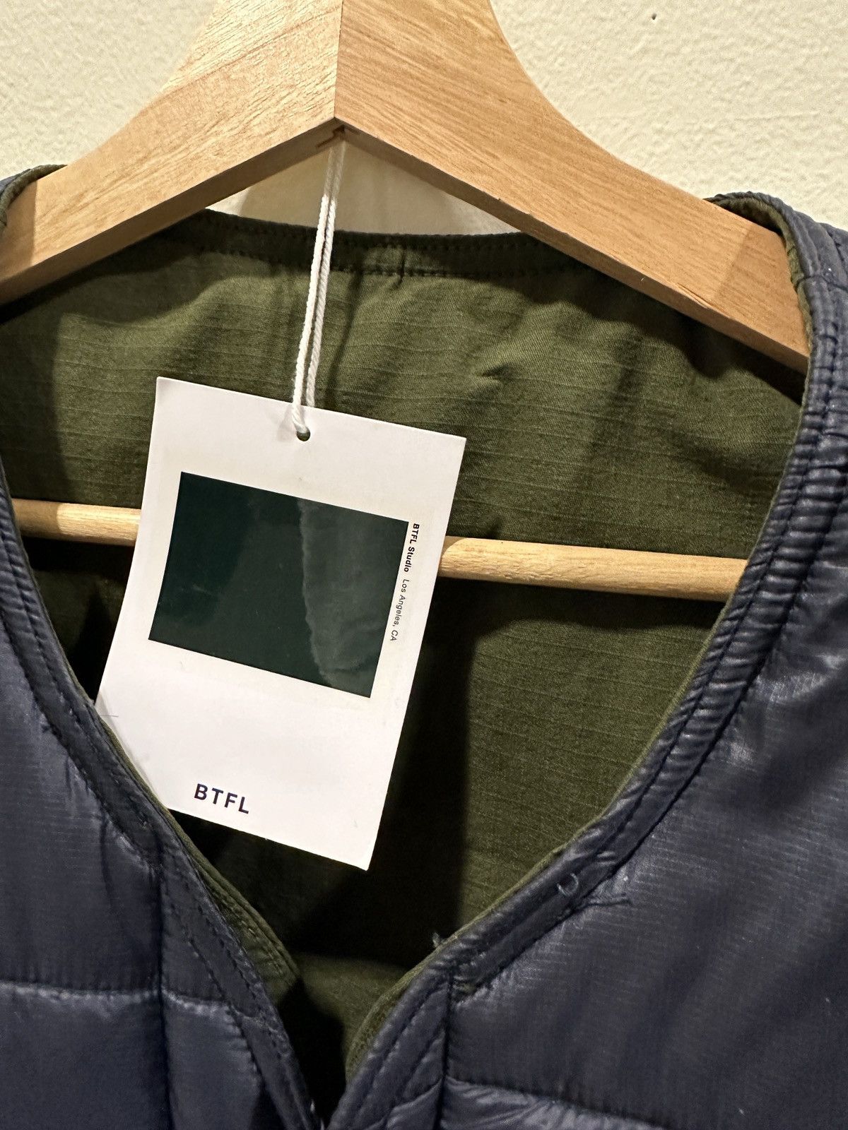 BTFL BTFL REVERSIBLE GILET VEST- MIDNIGHT OD GREEN Size US M / EU 48-50 / 2 - 5 Thumbnail