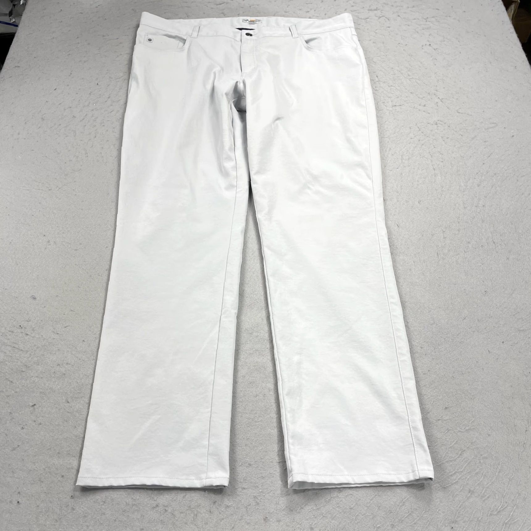 Peter Millar Peter Millar Pants Mens 40x32 Gray Performance Five Pocket Pant Golf Chino EB66 Pants Mens 40x32 Gray Peter Millar 5-Pocket Chino Straight Mens Size US 40 / EU 56 - 2 Thumbnail