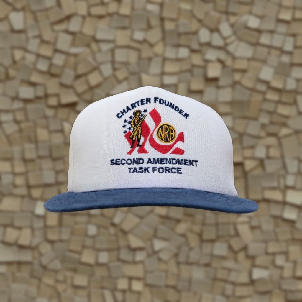 Vintage VINTAGE NRA VTG 90s NATIONAL RIFLE ASSOC SECOND AMENDMENT FLAG SNAPBACK HAT CAP ONE SIZE White Mens Snapback USA 90s Theme Adjustable Size ONE SIZE - 1 Thumbnail