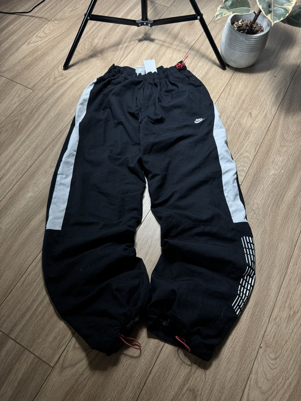 Nike Nike Vintage Black Oversized Y2k Streetwear Usa Rare Pants Size US 32 / EU 48 - 2 Thumbnail