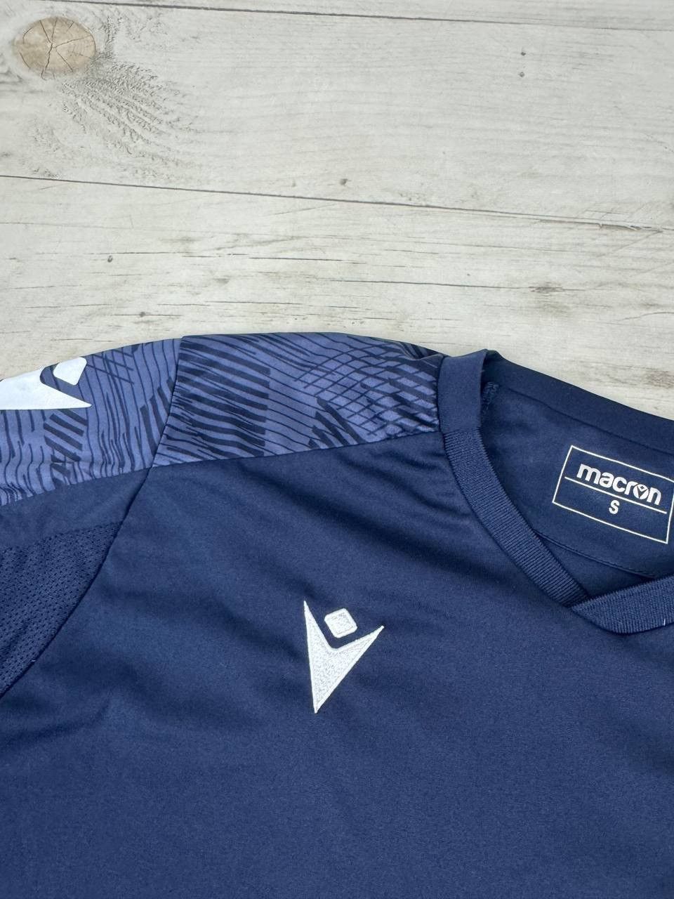 Macron Macron Oxford United 2022 2023 Training Shirt Soccer Jersey Size US S / EU 44-46 / 1 - 6 Thumbnail