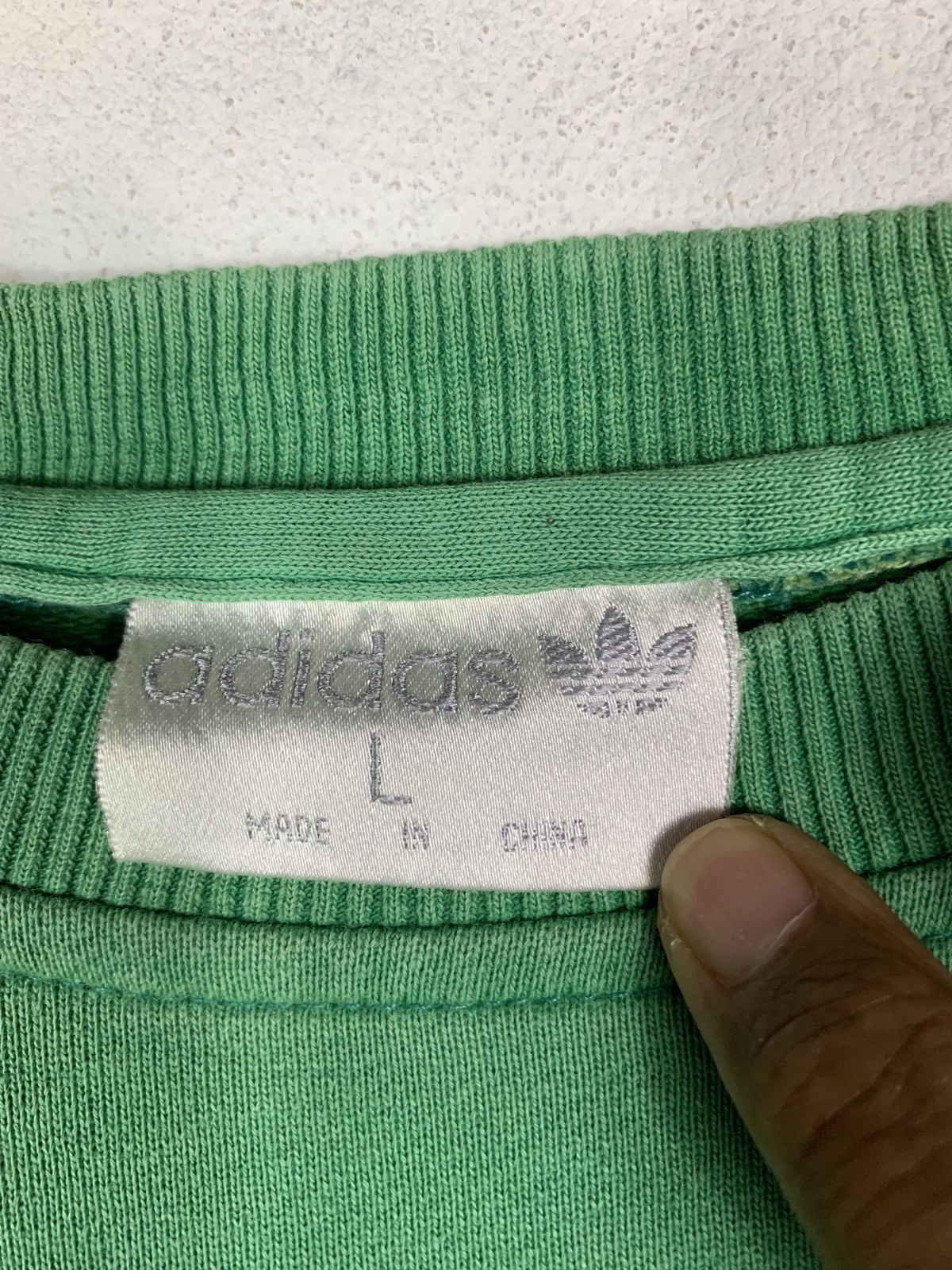 Adidas × Vintage Vintage Authentic Adidas Sweatshirt Size US L / EU 52-54 / 3 - 4 Thumbnail
