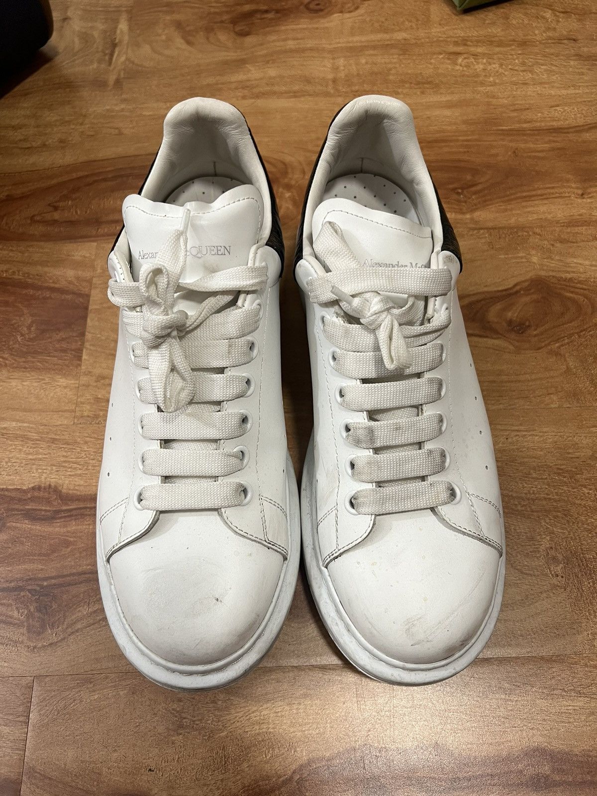 image of Alexander Mcqueen Sneaker in White/Black, Men's (Size 10)