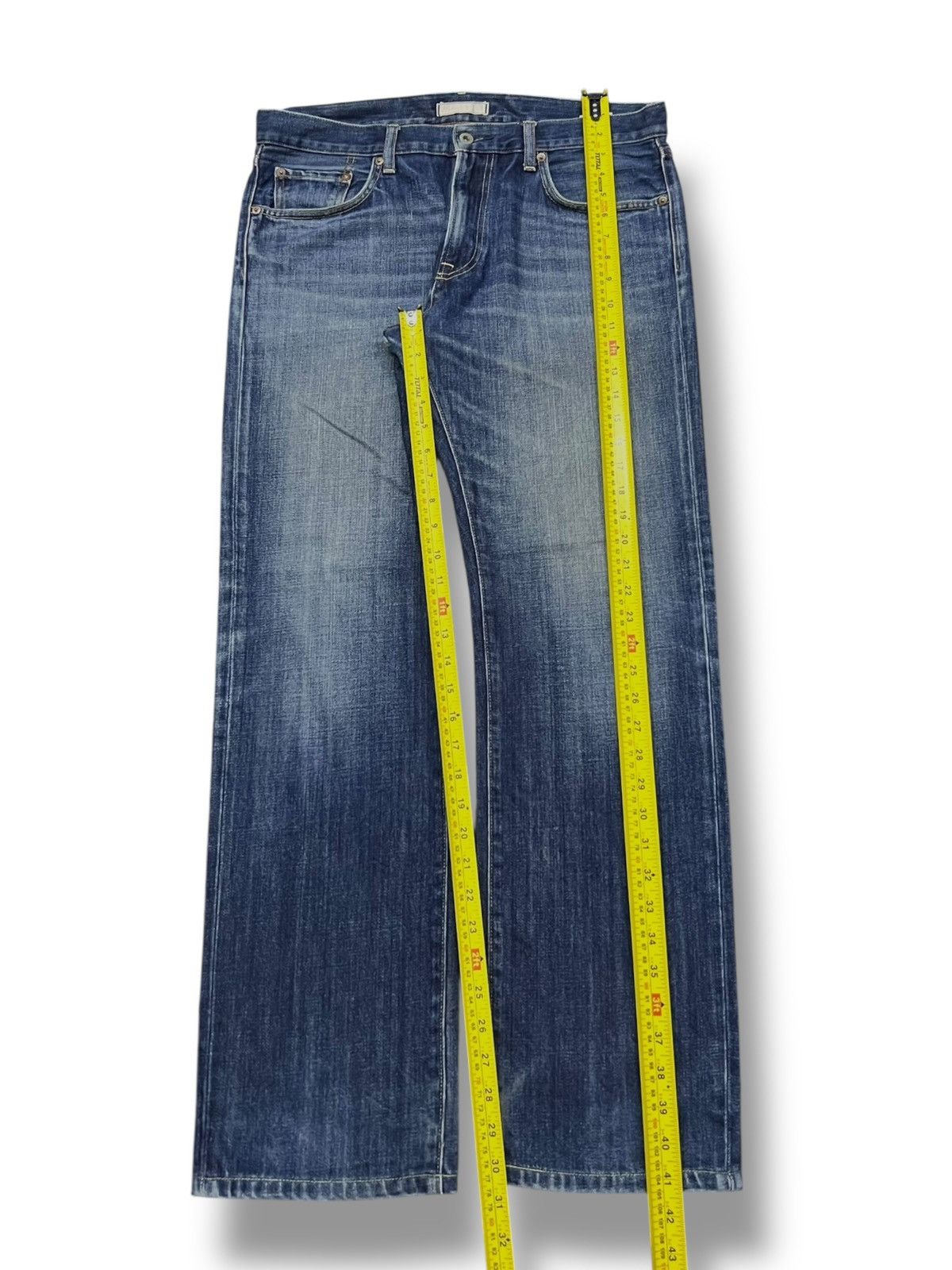Uniqlo Loose Vintage Uniqlo Kaihara Japan - Faded Wash Jeans Size US 35 - 15 Thumbnail