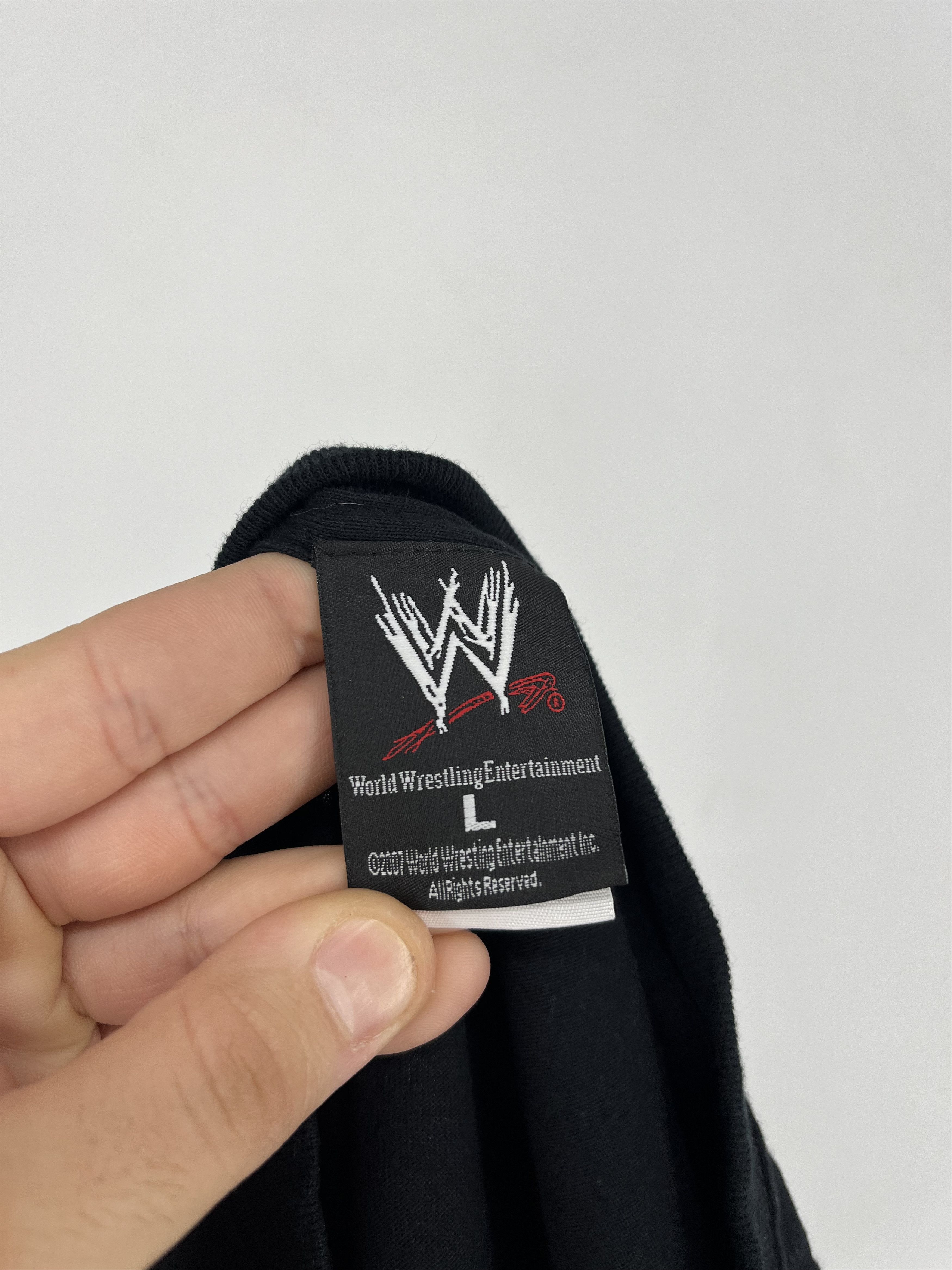 WWE × WWF Vintage WWE DAVID BATISTA SIGNATURE 2007 Wresting Tshirt Size US L / EU 52-54 / 3 - 11 Thumbnail
