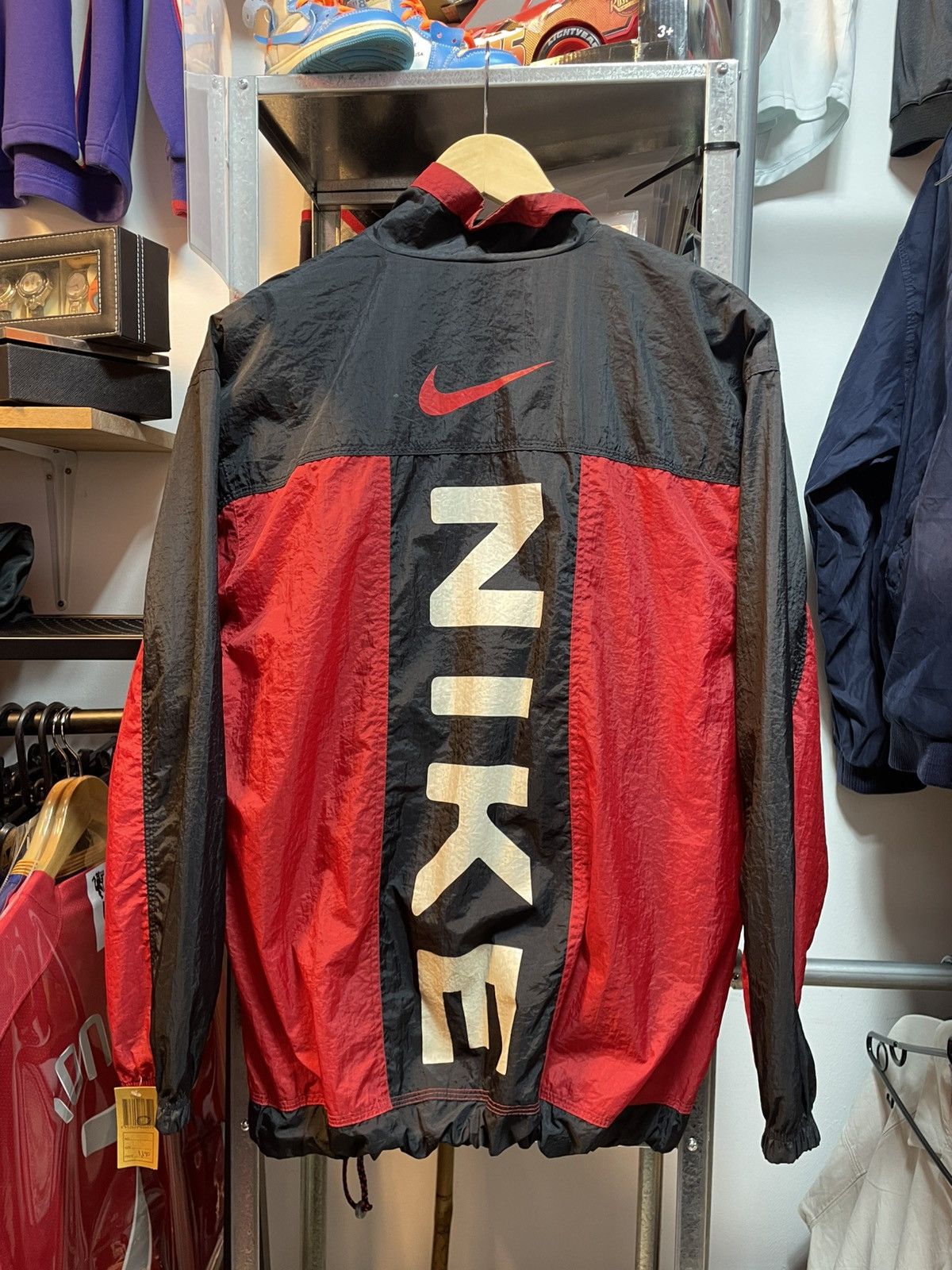 Nike Vintage Nike Spell Out Windbreaker Jacket Size US L / EU 52-54 / 3 - 1 Thumbnail