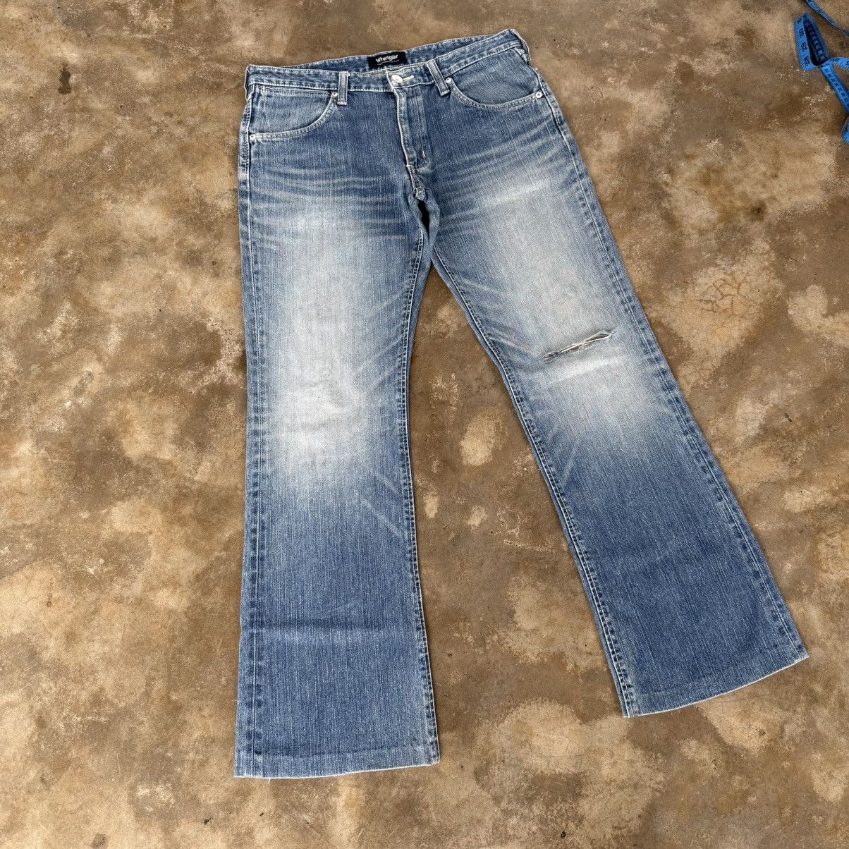 Wrangler VINTAGE WRANGLER FLARE LIGHT WASH DENIM JEANS PANTS Size US 33 - 15 Thumbnail