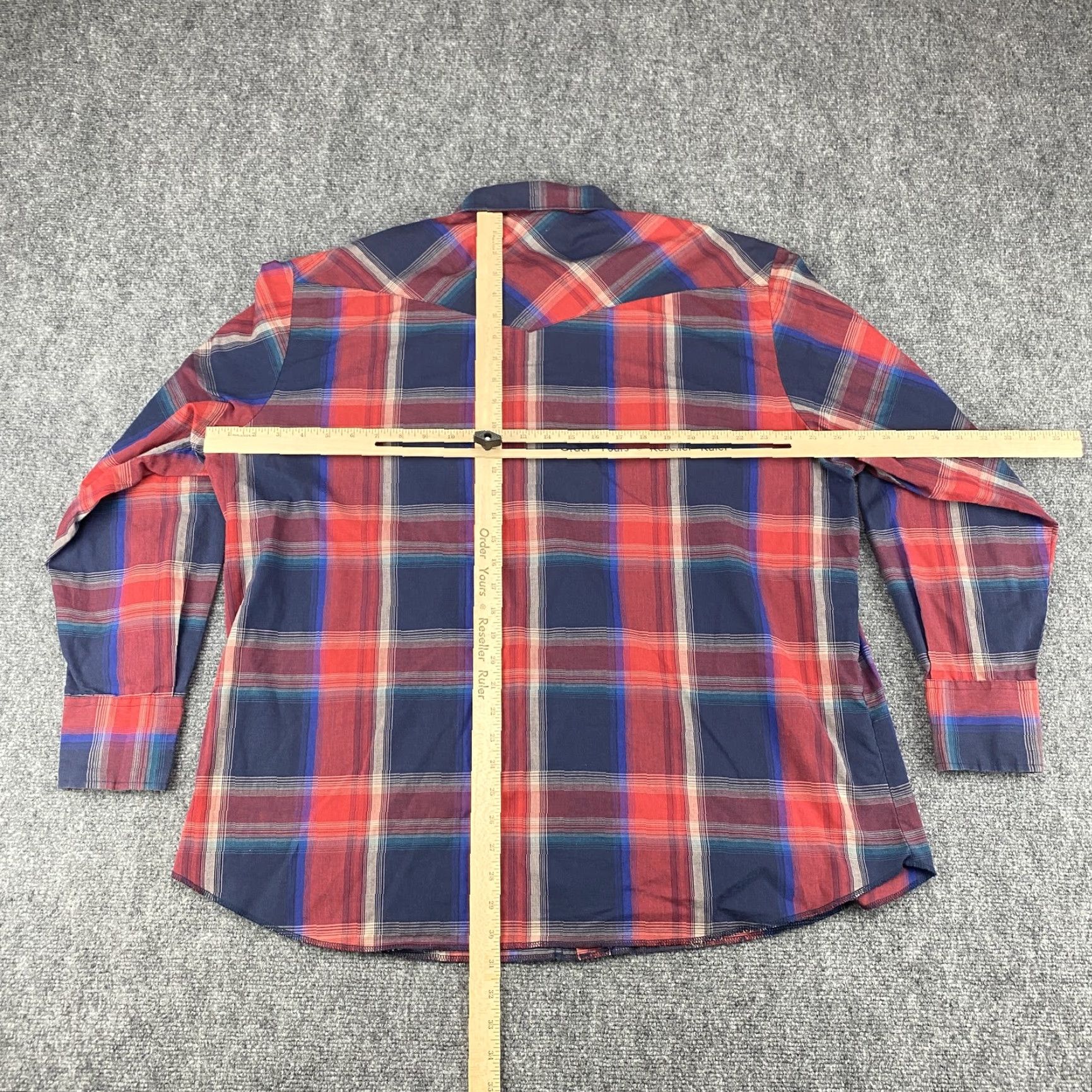 Vintage VINTAGE Rustler Shirt Mens 2XL Plaid Western Long Tails Pearl Snap Long Sleeve Red XL XXL Mens (note: adult) Size US XL / EU 56 / 4 - 5 Thumbnail