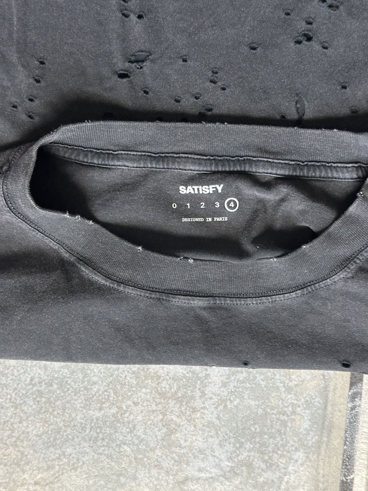 Satisfy Satisfy Running Mothtech t-shirt aged black Size US XL / EU 56 / 4 - 5 Thumbnail