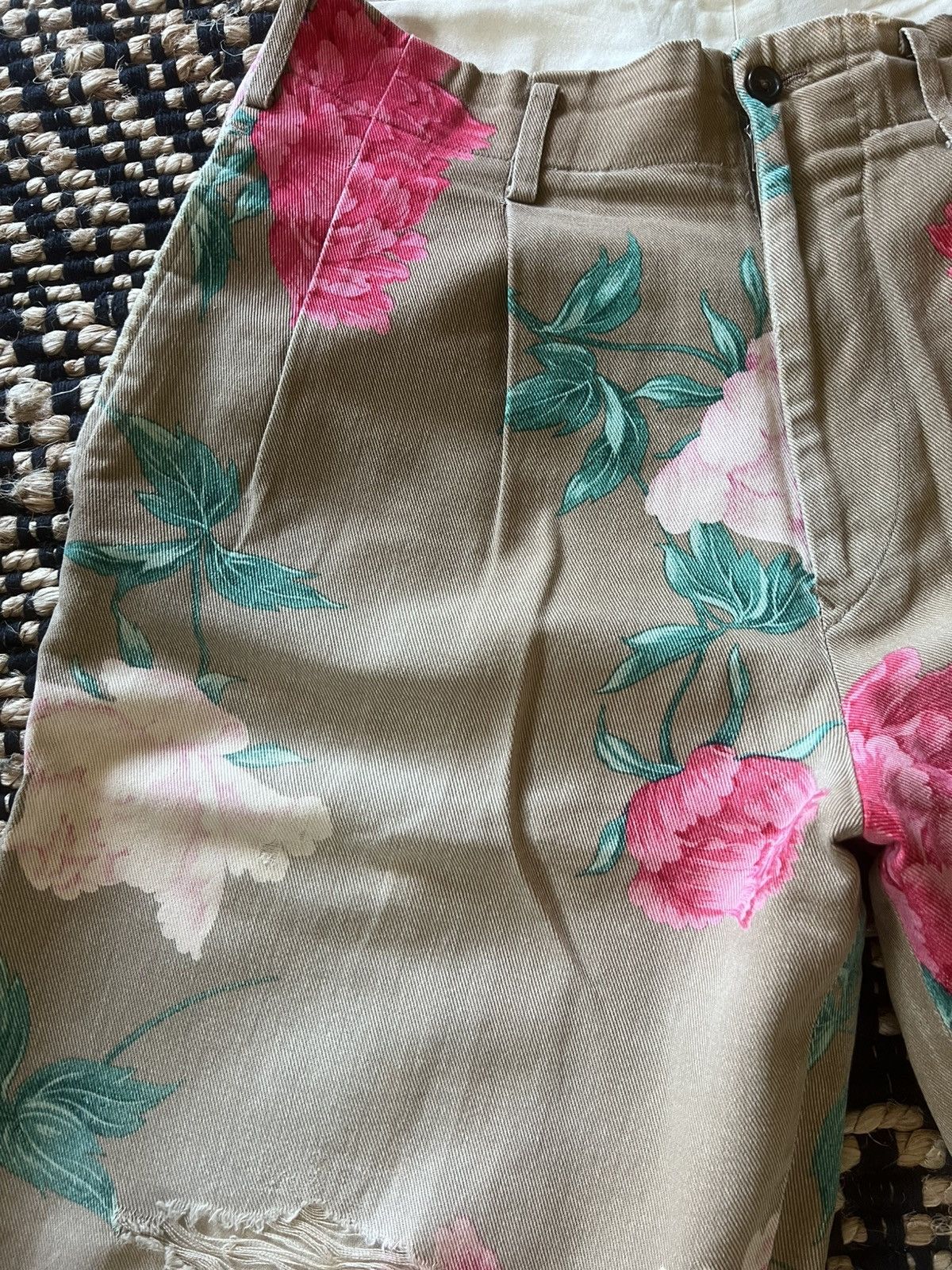 Yohji Yamamoto Yohji Yamamoto Pour Homme SS96 *Thrashed* Floral Print Pants Size US 30 / EU 46 - 2 Thumbnail