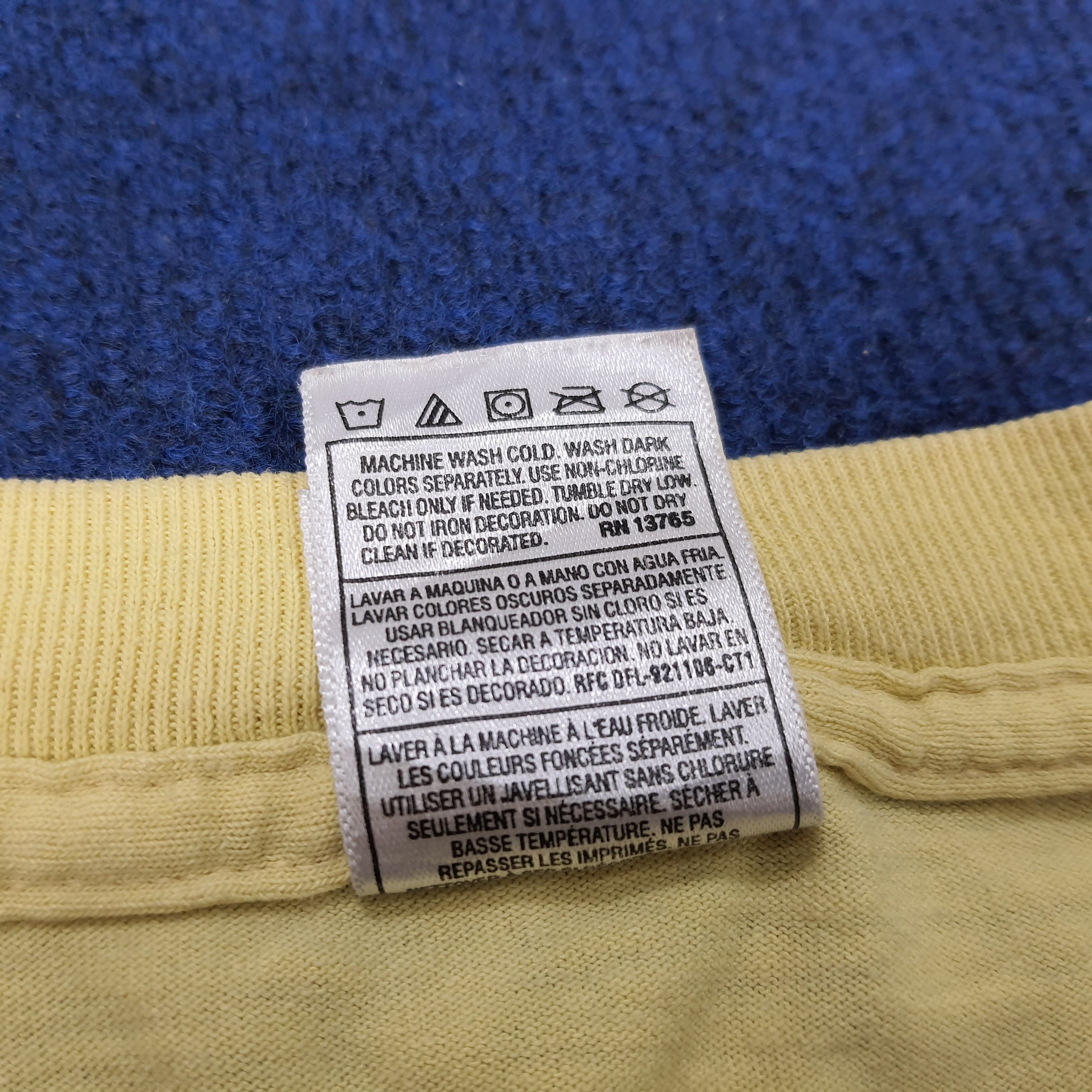 Vintage Vintage Mahatma Gandhi Quotes Tshirt Size US L / EU 52-54 / 3 - 6 Thumbnail