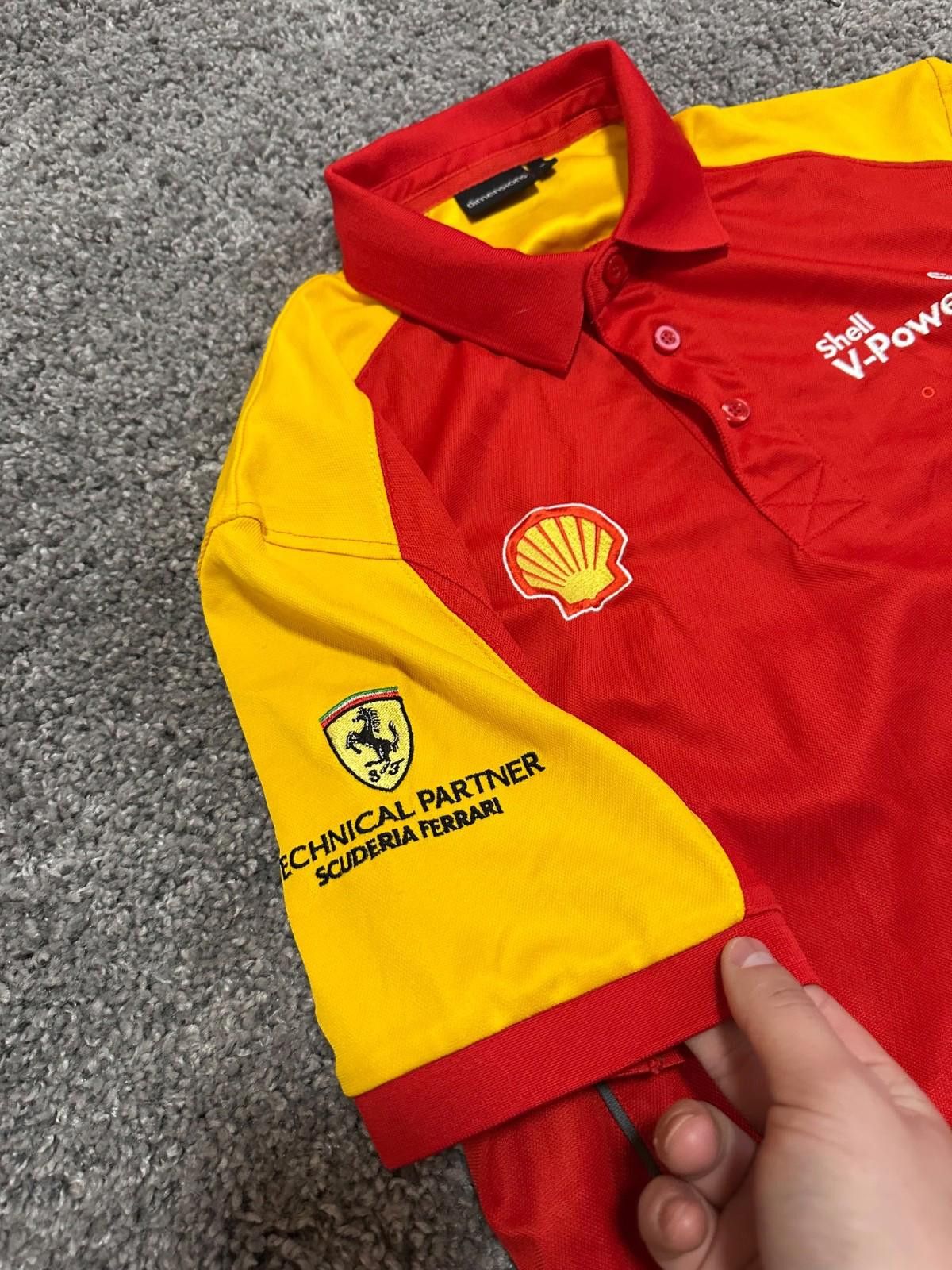 Ferrari Vintage Shell V-Power Ferrari Polo Shirt Racing F1 Size M Size US M / EU 48-50 / 2 - 5 Thumbnail