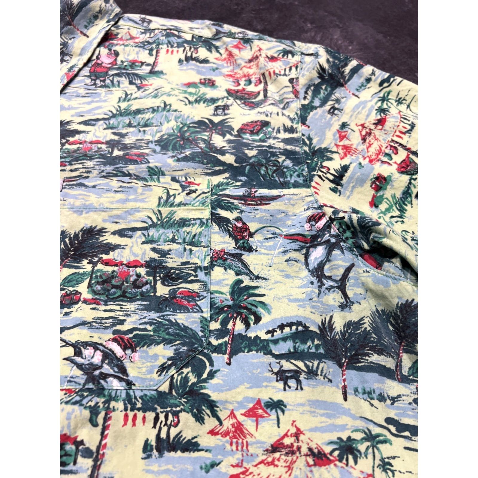 Vintage Columbia Shirt Mens 2XL Short Sleeve Marlin PFG Camp Santa Palms Button-Up Christmas Holiday Pattern Size US XXL / EU 58 / 5 - 3 Thumbnail