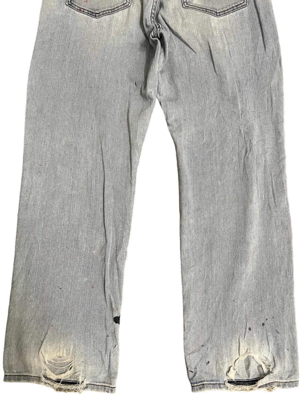 Japanese Brand × Jun Takahashi × Uniqlo Vintage Japanese Uniqlo Distressed Paint Artwork Style Denim Size US 32 / EU 48 - 9 Thumbnail