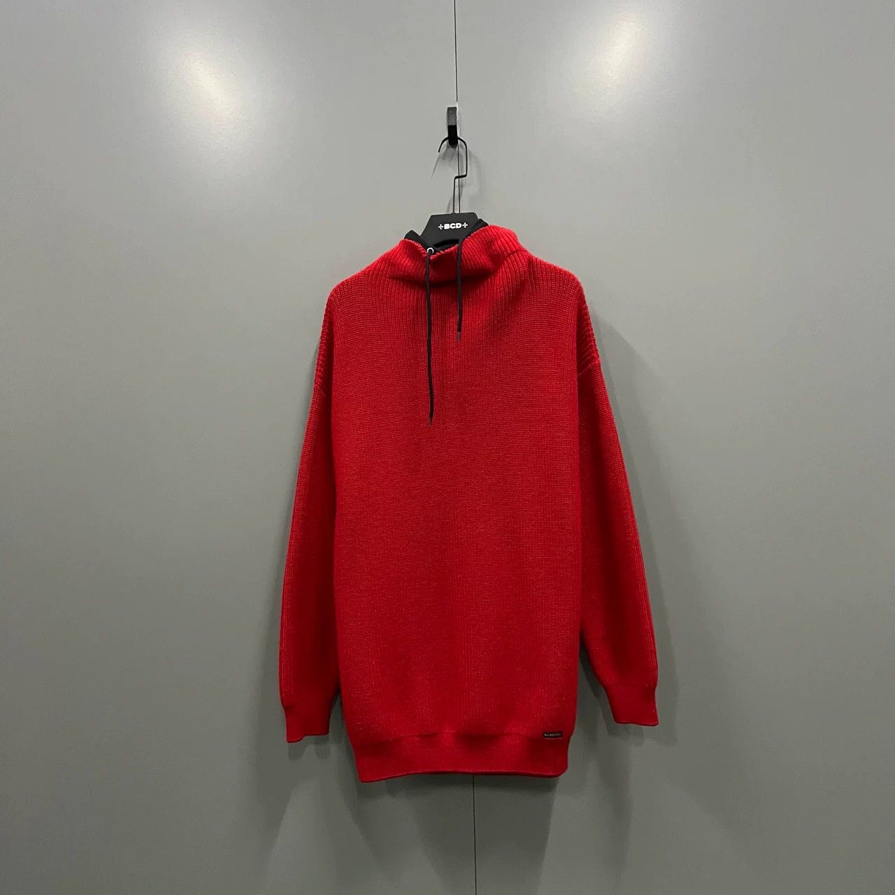Balenciaga Balenciaga Red Knit Hoodie XS Size XS / US 0-2 / IT 36-38 - 1 Thumbnail