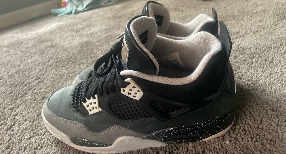 Jordan Brand Air Jordan 4 Retro “Fear” Size US 9 / EU 42 - 6 Thumbnail
