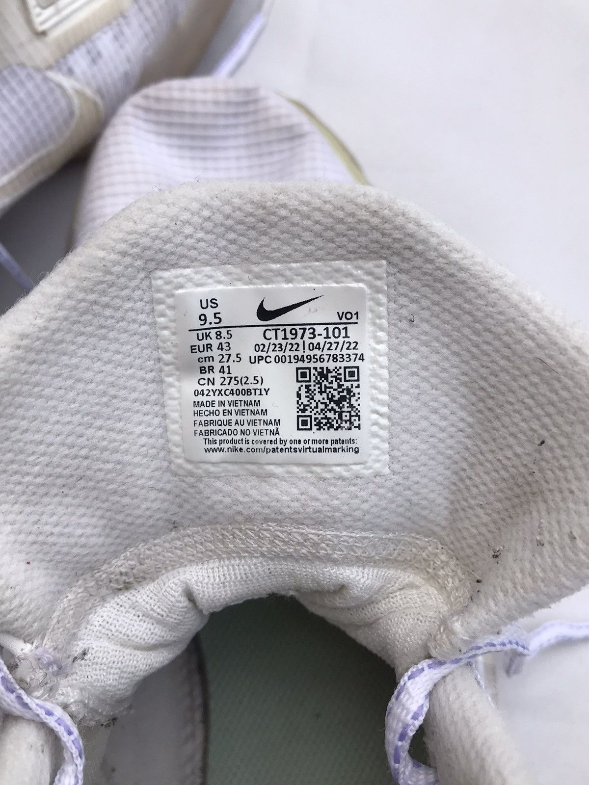 Nike Nike Kyrie Flytrap 4 White No Box Size US 9.5 / EU 42-43 - 7 Thumbnail