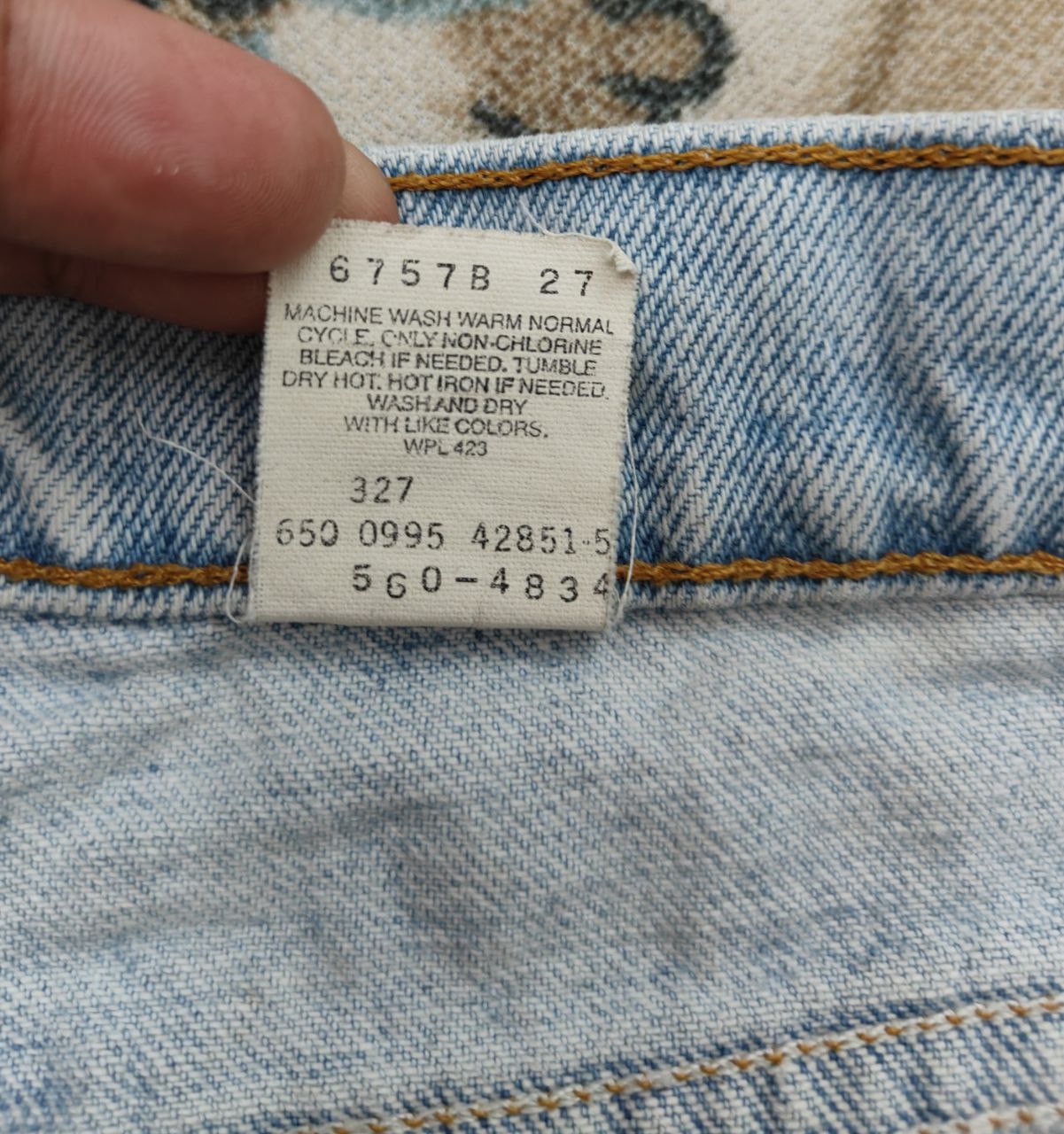 Levi's Vintage Clothing 90's Vintage Levi's 560, Made in USA Size US 34 / EU 50 - 6 Thumbnail