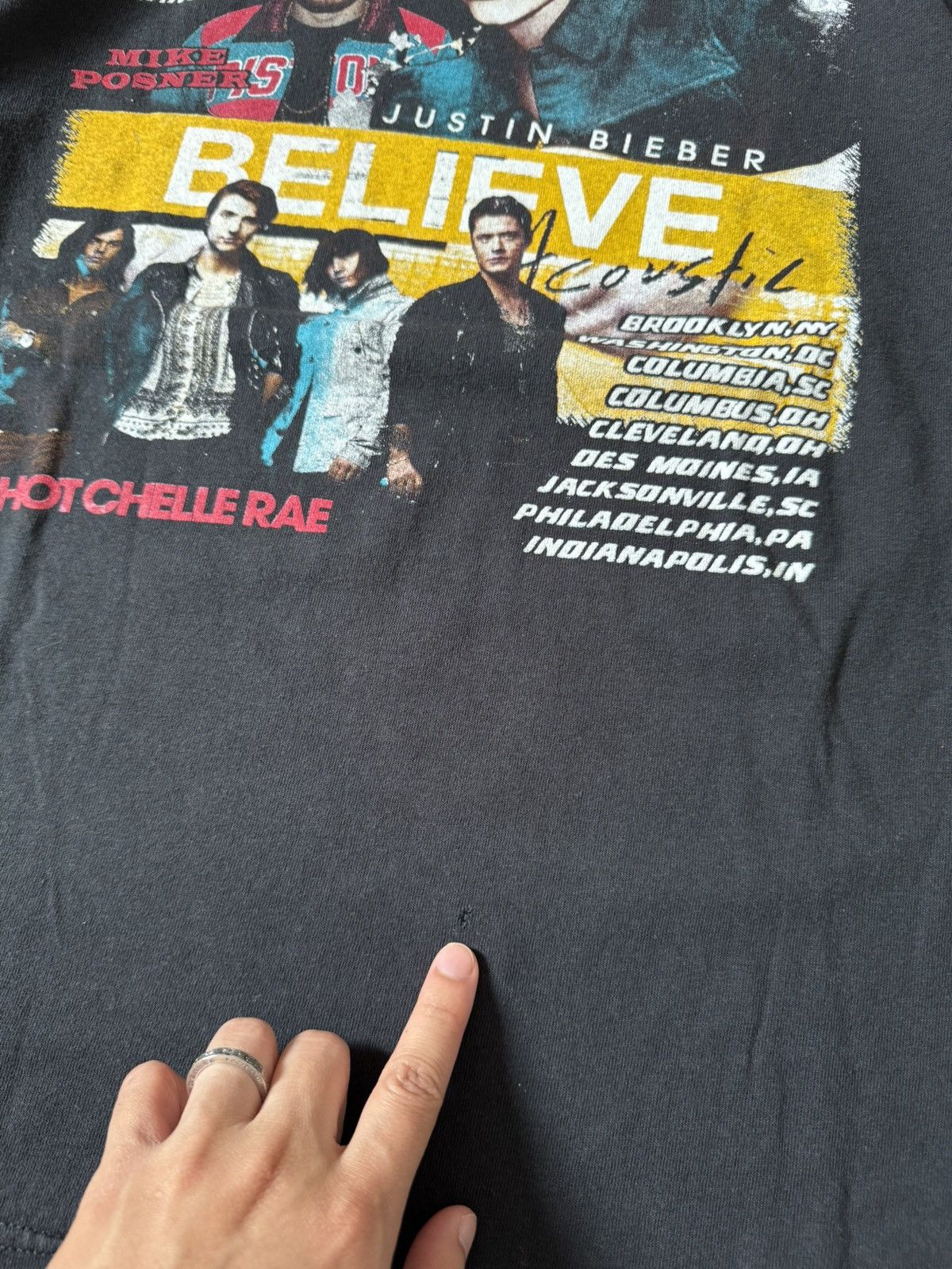 Band Tees × Rap Tees × Vintage Vintage Justin bieber - believe tour t shirt 2012 Size US L / EU 52-54 / 3 - 7 Thumbnail