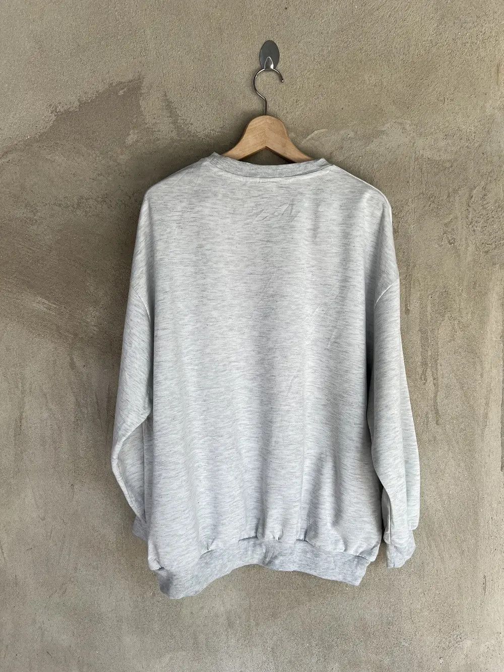 Vintage VintageTom And Jerry Cartoon Sweatshirt Size US L / EU 52-54 / 3 - 7 Thumbnail