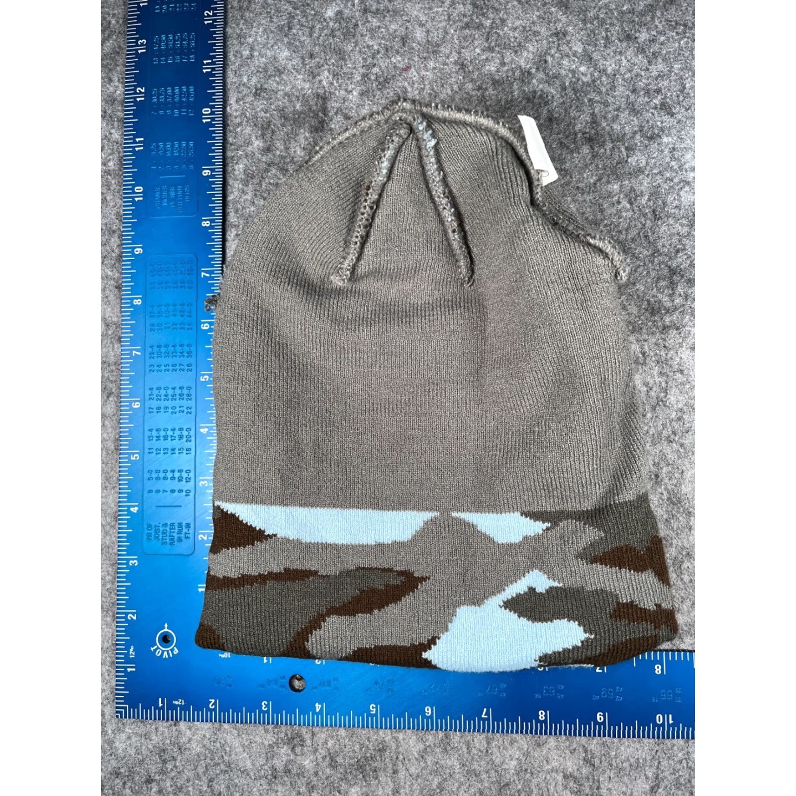 Vintage Capamerica Beanie Cap Adult One Size Blue Gray Camo Knit 100% Acrylic Outdoor Knit Beanie Capamerica Cap Adults One Size Blue Gray Camouflage Outdoor Size ONE SIZE - 4 Thumbnail