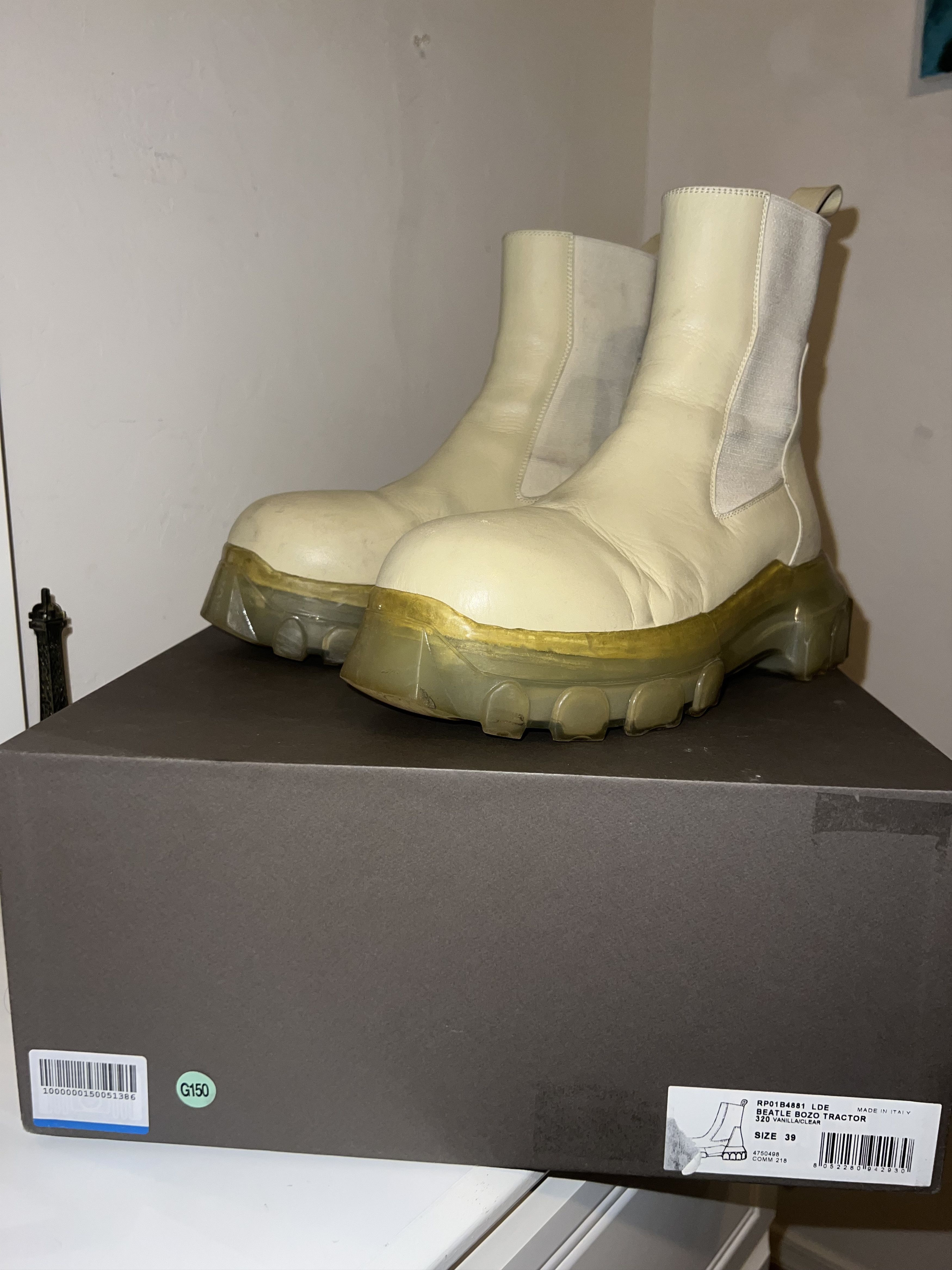 Rick Owens Rick Owens Off-White Cream Beatle Bozo Tractor Chelsea Boots Size US 9 / EU 42 - 1 Thumbnail
