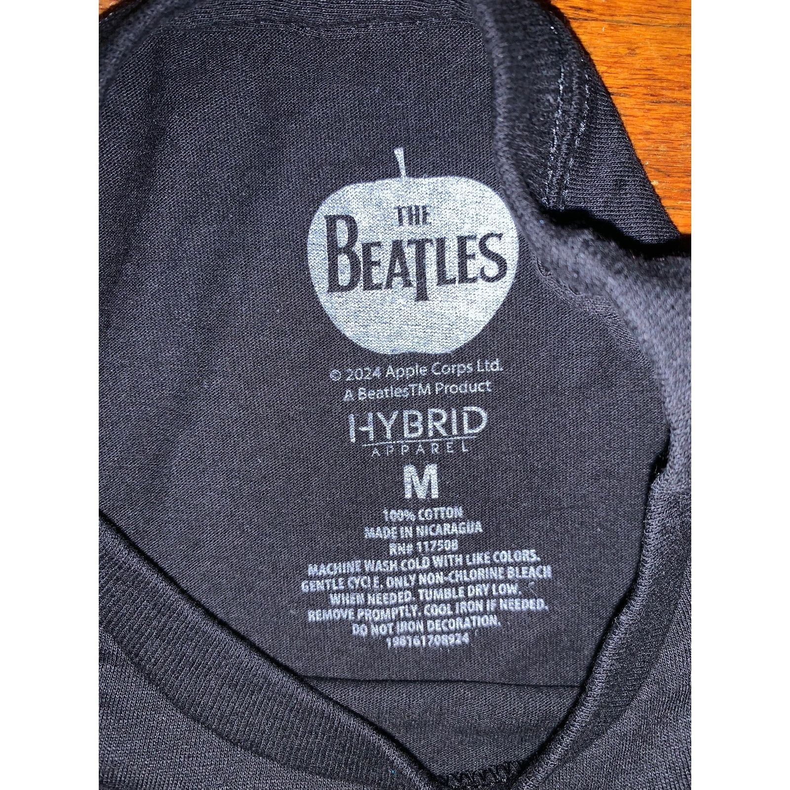 Apple × Band Tees Beatles Abbey Road Graphic T Shirt M Black Apple Band Tee Size US M / EU 48-50 / 2 - 5 Thumbnail