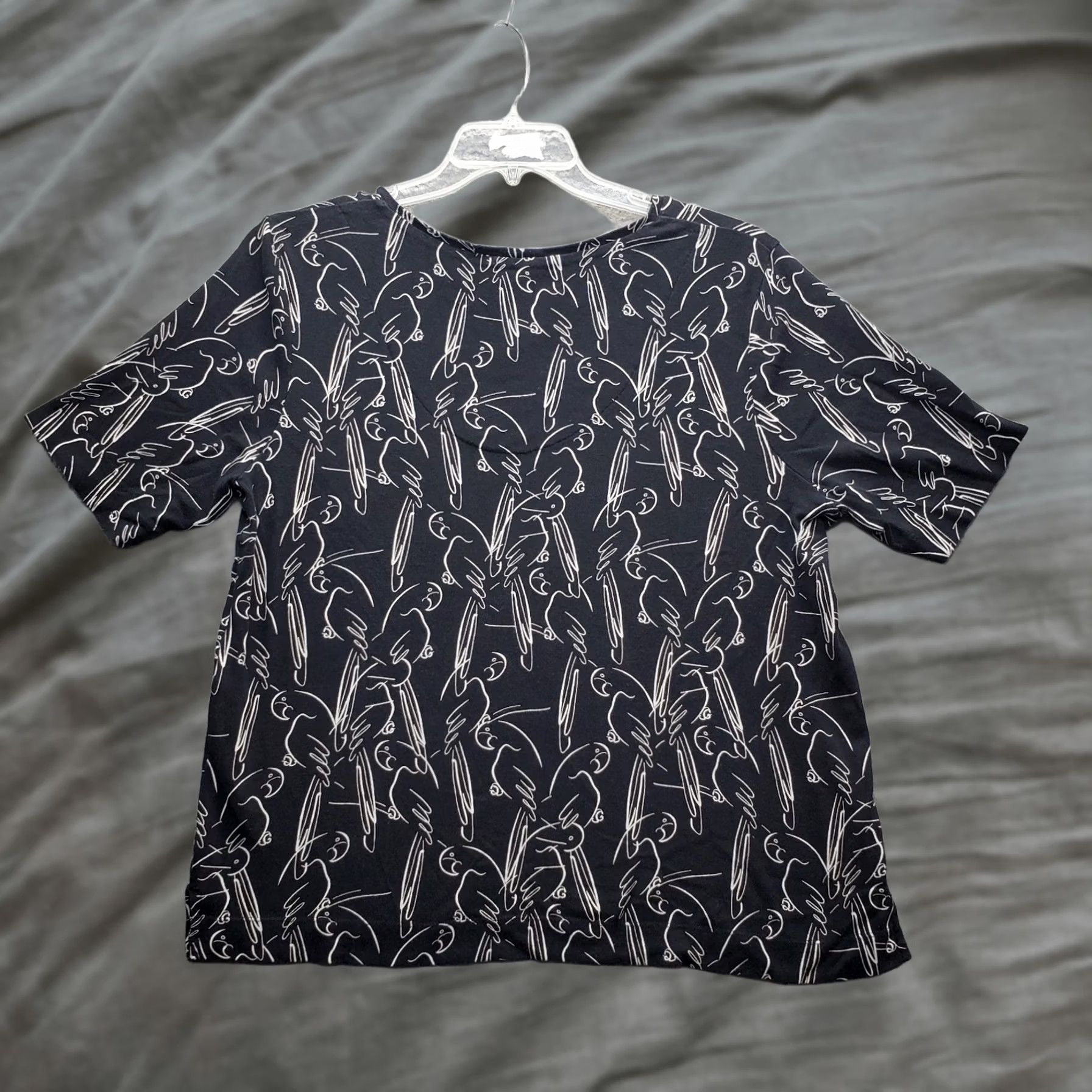 Vintage Chico's Womens XL Multi Parrot Doodle Print Short Sleeve Pullover Top Size XL / US 12-14 / IT 48-50 - 1 Thumbnail