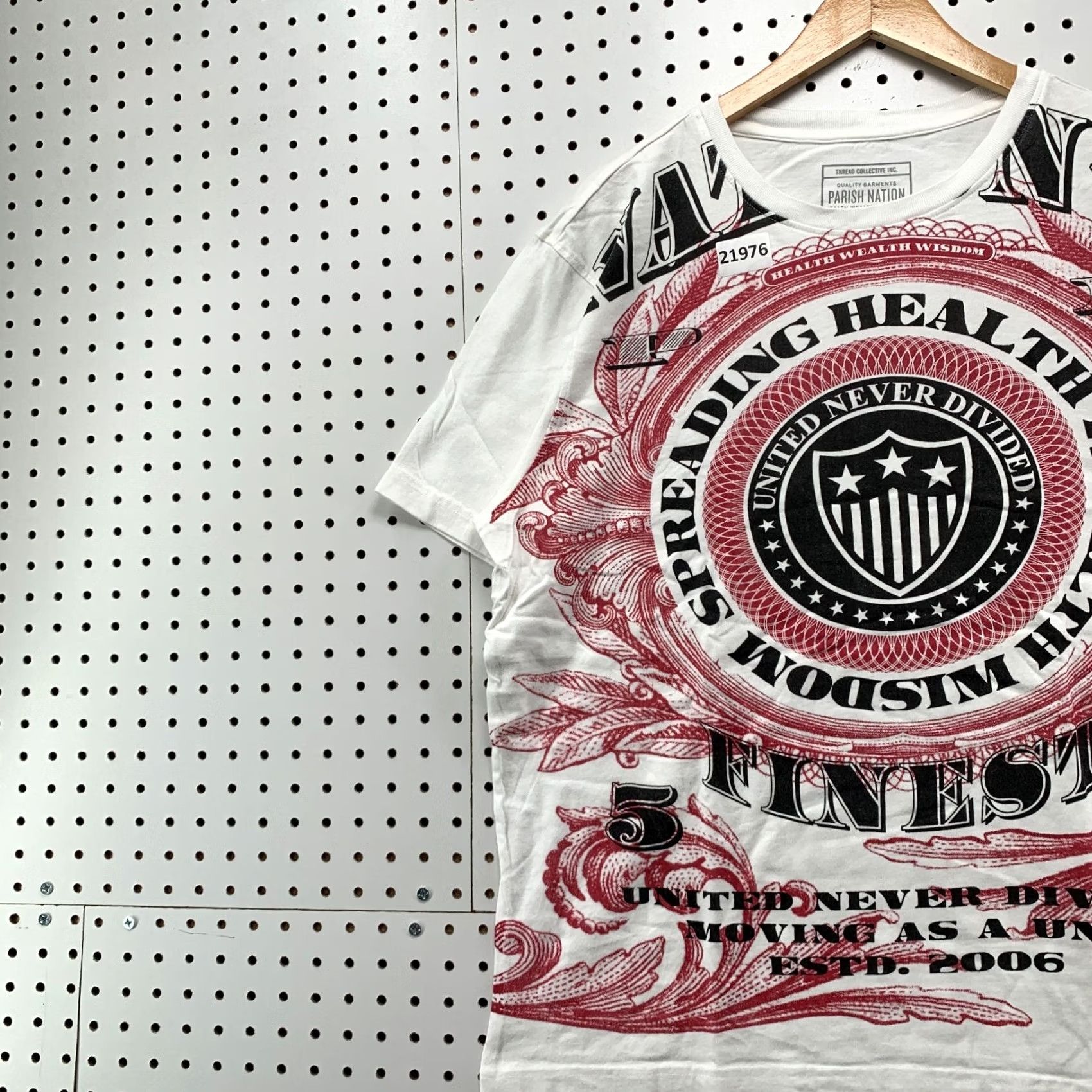 Gloverall Parish Nation Shirt Mens XL White Nations AOP Red All Over Print MONEY Graphic Men 5x28 Size US XL / EU 56 / 4 - 3 Thumbnail