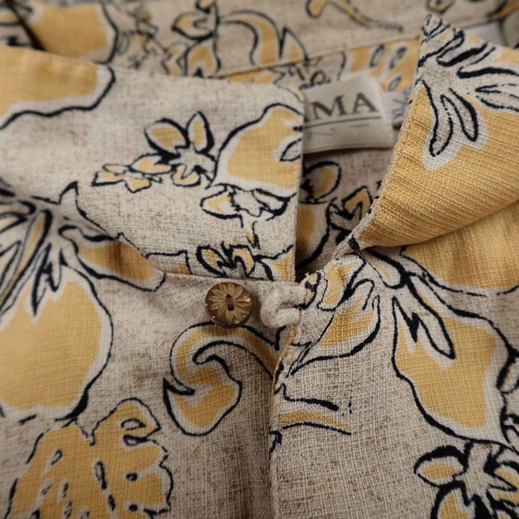 Vintage VINTAGE Tehama Shirt Mens XL Beige Yellow Silk Floral Hibiscus Hawaiian Camp Loop Collar Size US XL / EU 56 / 4 - 2 Thumbnail