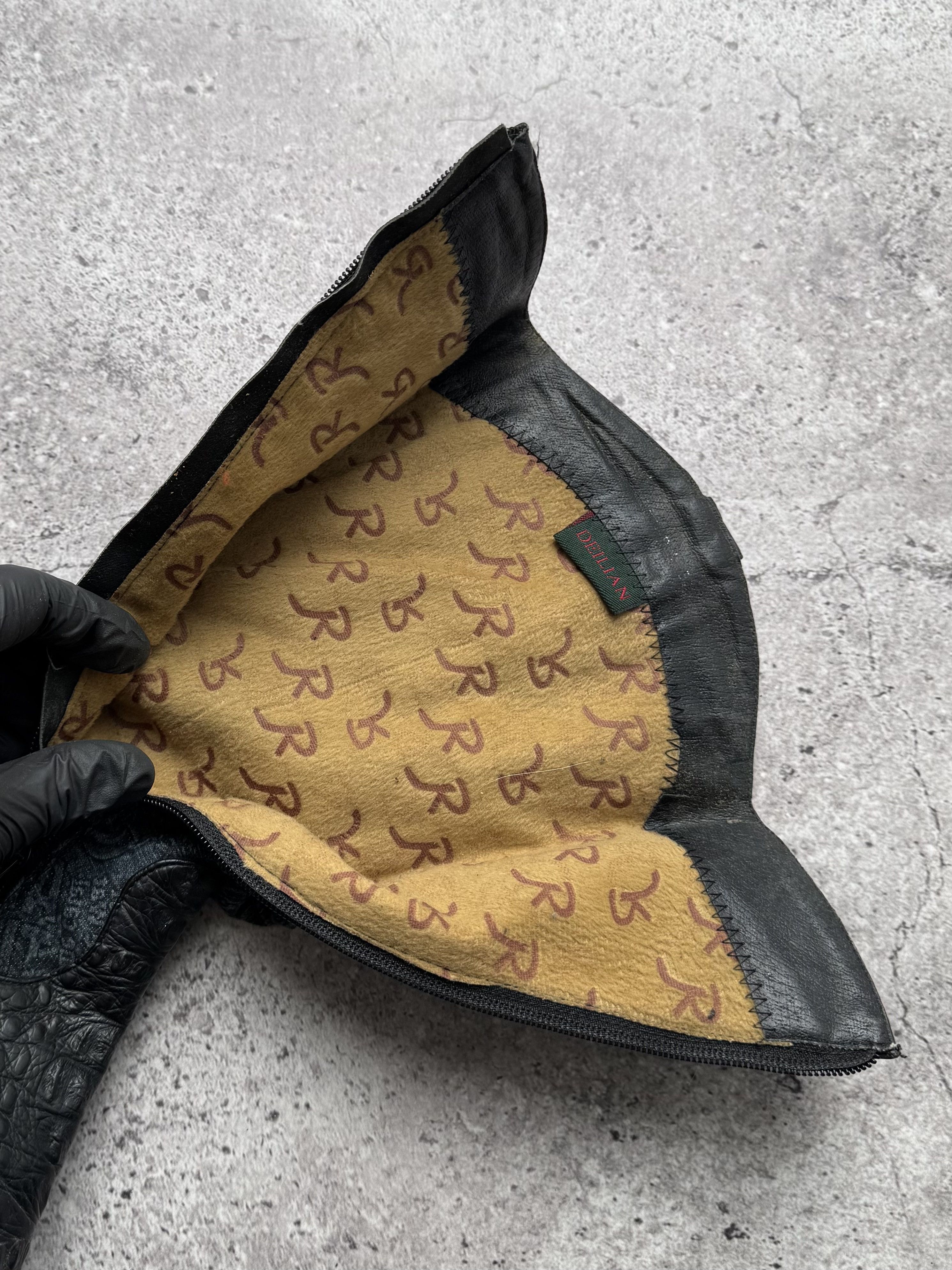 Vintage Vintage Printed Leather Boots With Belt C2(V496) Size US 7 / IT 37 - 10 Thumbnail