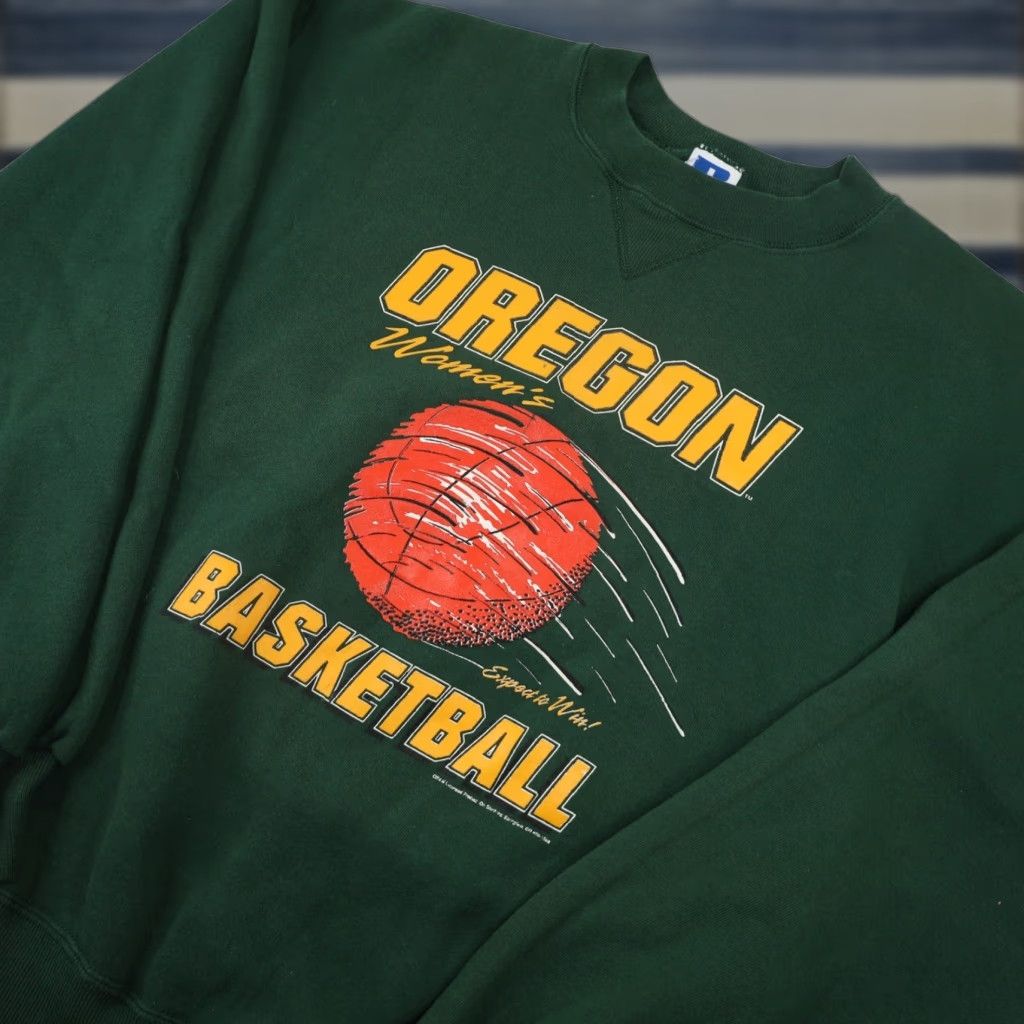 Russell Athletic VINTAGE Russell University of Oregon Ducks Womens Basketball Graphic Sweatshirt Size M / US 6-8 / IT 42-44 - 1 Thumbnail