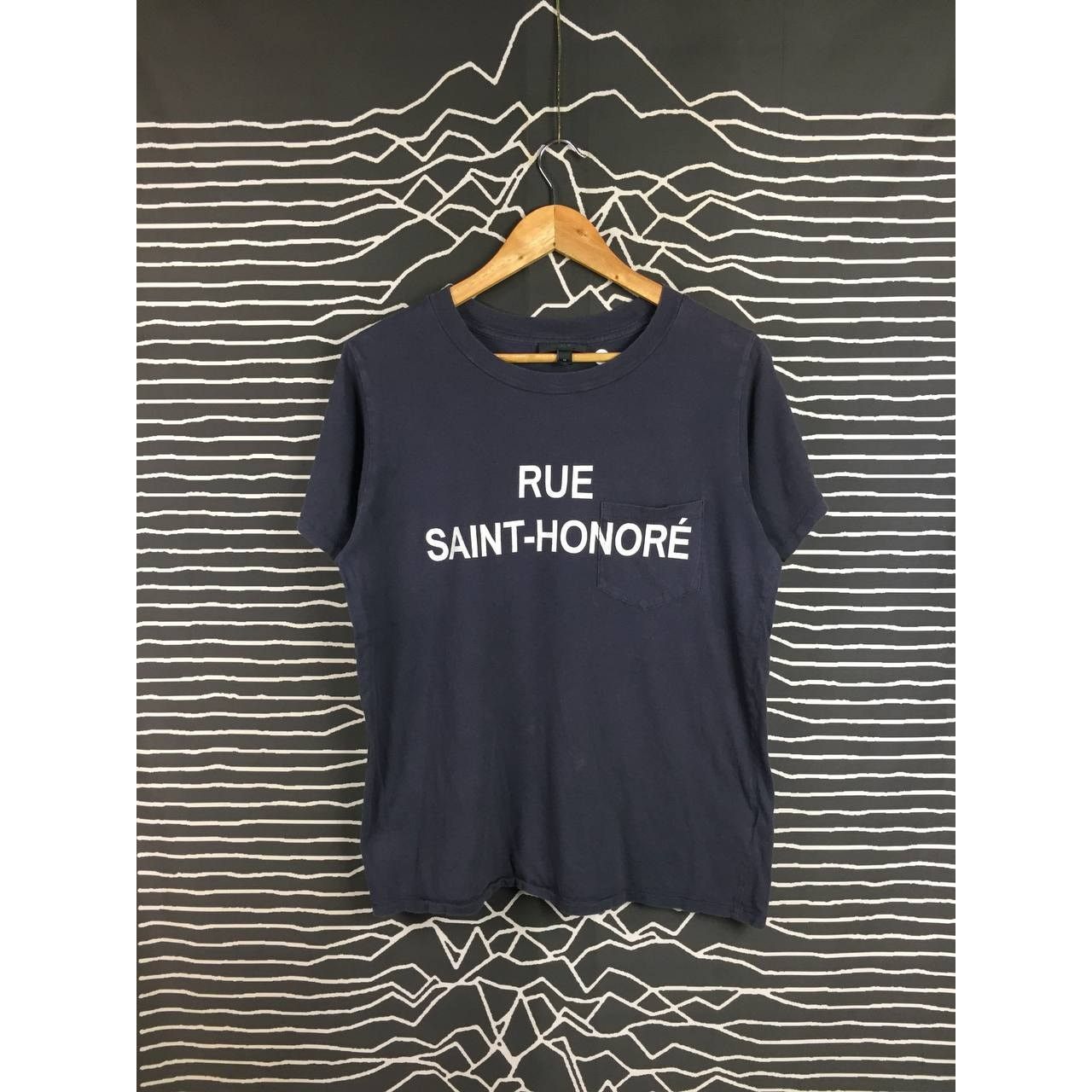 J.Crew × Vintage J.Crew Rue Saint-Honoré Spell Out Pocket Tee Size M Size US M / EU 48-50 / 2 - 2 Thumbnail
