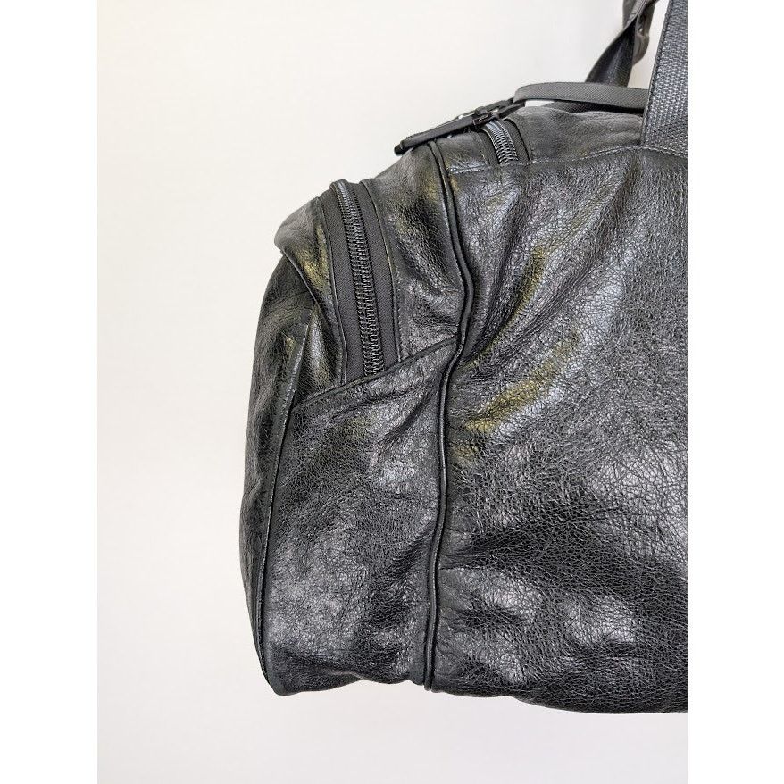 Adidas × Balenciaga o1rshd1 Aged Arena Lamb Gym Bag in Black/White Size ONE SIZE - 10 Thumbnail
