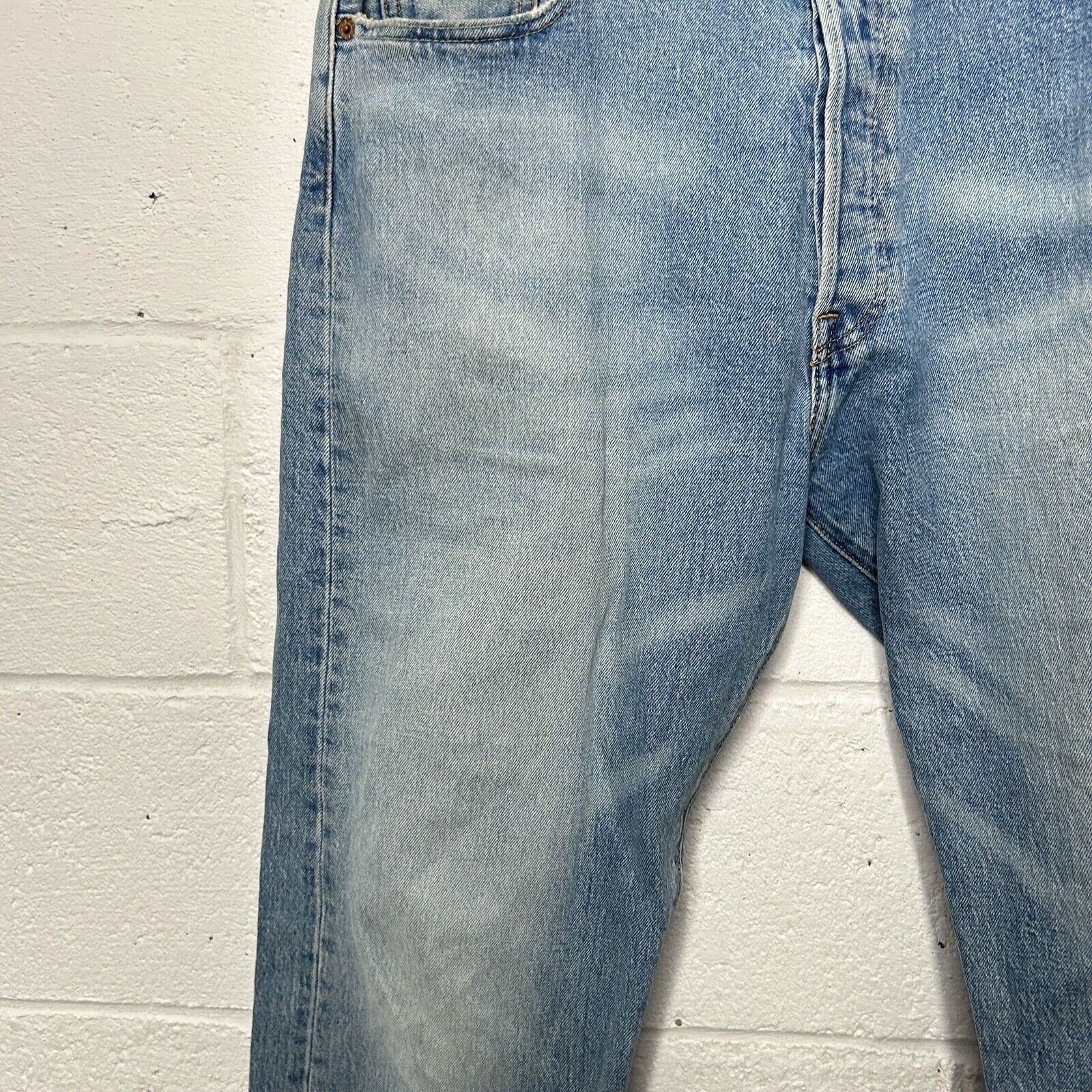 Levi's Levi’s 501 Straight Button Fly “Medium Wash” Size US 36 / EU 52 - 6 Thumbnail