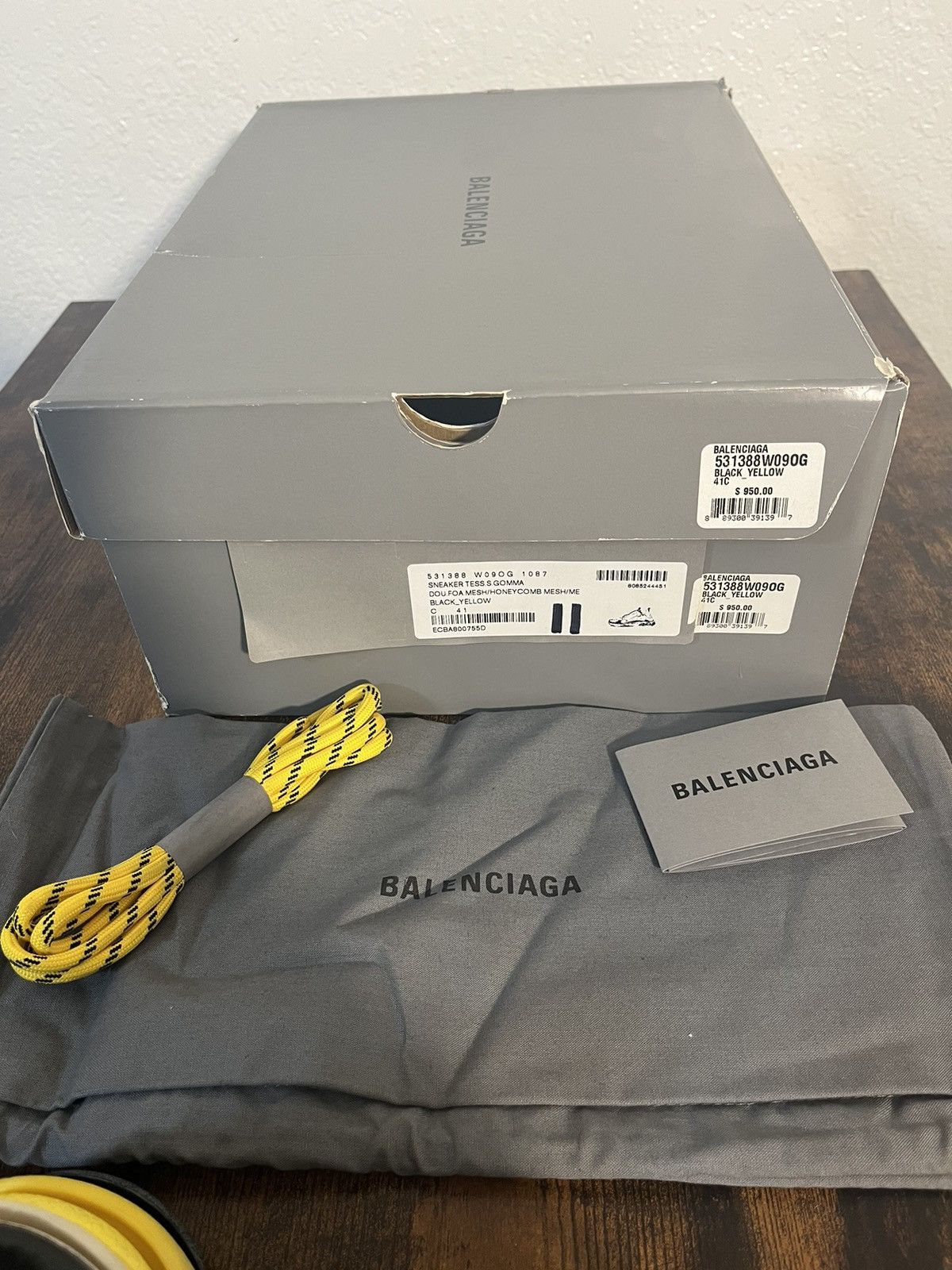 Balenciaga × Designer Balenciaga Triple S Predistressed 2018 (Real Leather) Size US 8 / IT 38 - 11 Thumbnail