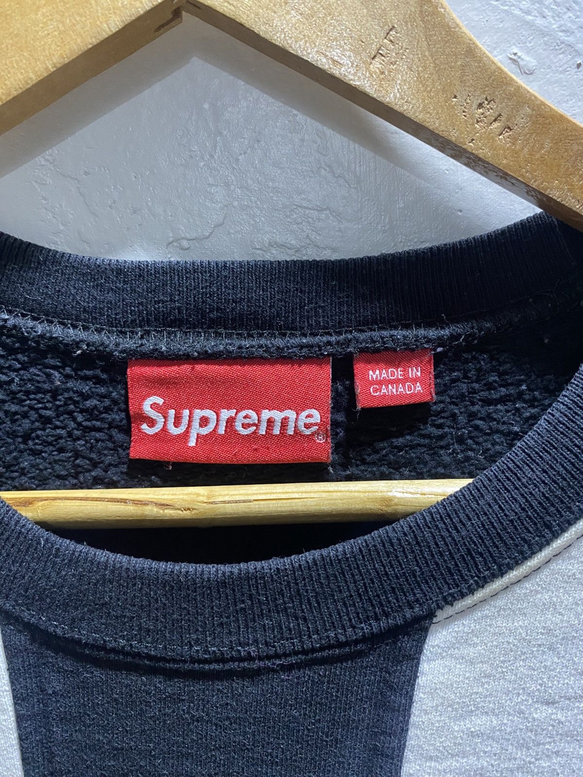 Supreme FW13 Supreme Vertical Logo Panel Crewneck Size US M / EU 48-50 / 2 - 8 Thumbnail
