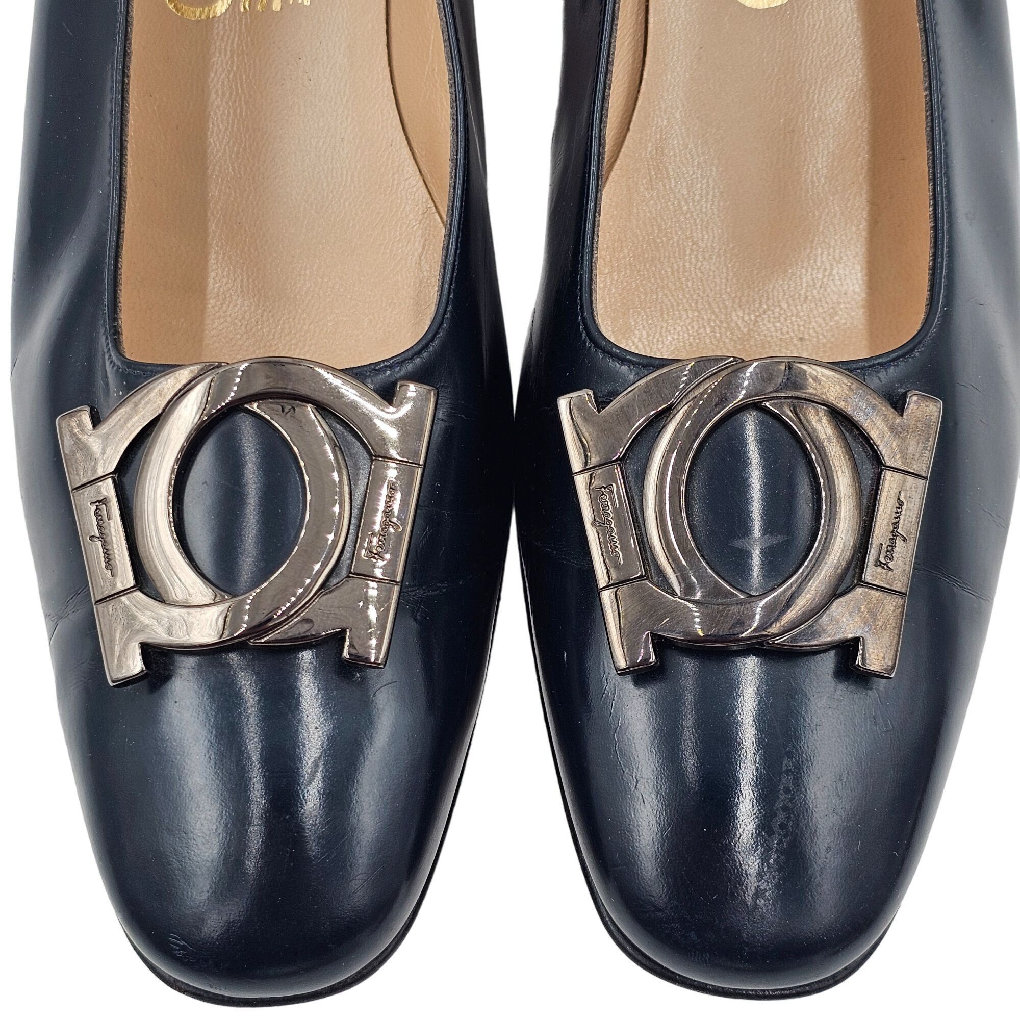 Vintage Salvatore Ferragamo Women 10AAA Navy Blue Patent Lea