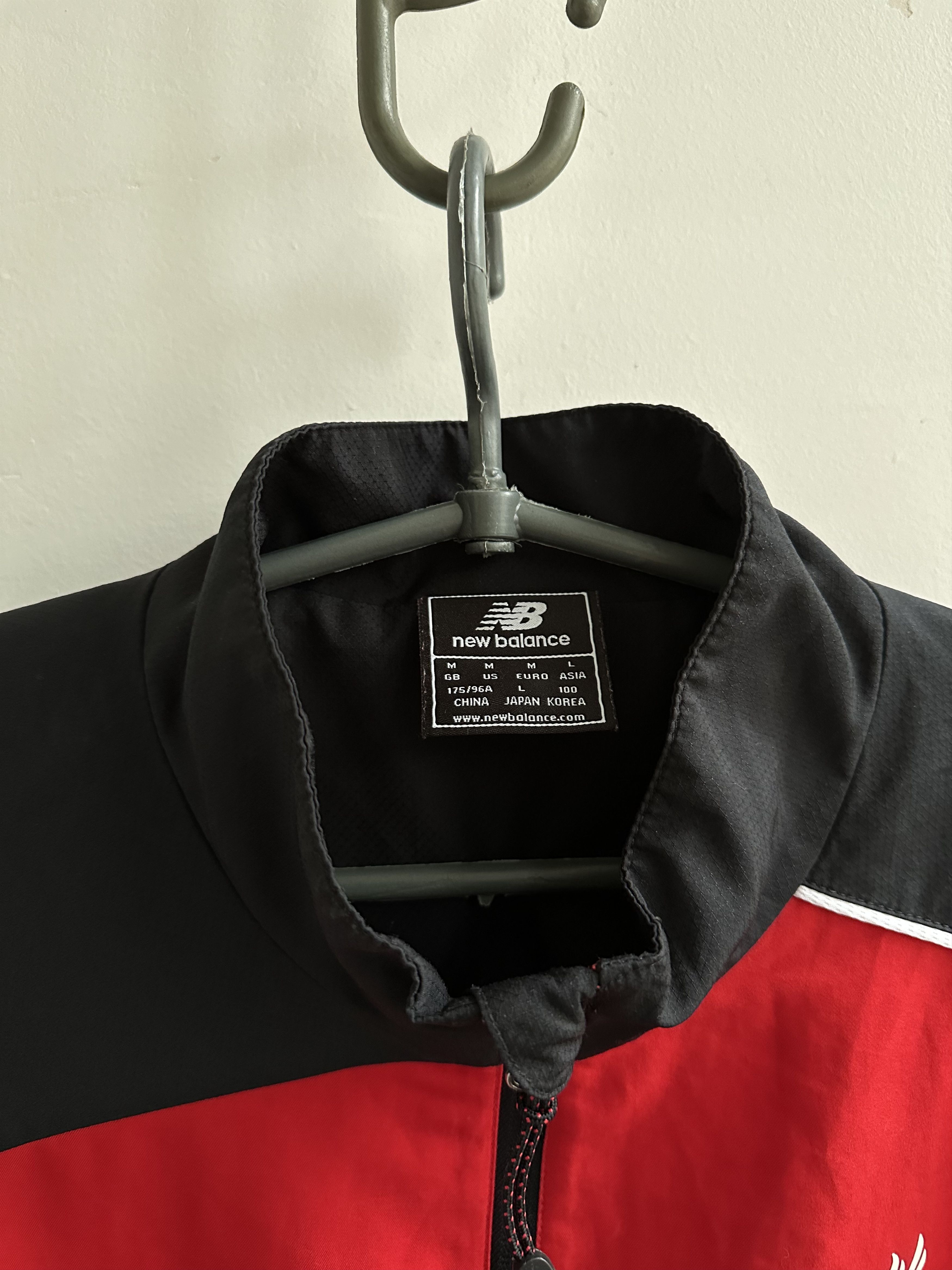 New Balance New Balance Liverpool jacket Size US M / EU 48-50 / 2 - 5 Thumbnail