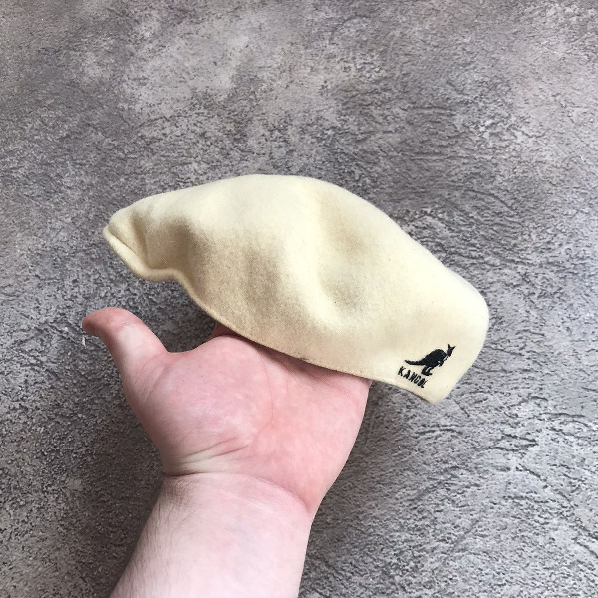 Vintage Vintage Kangol Beretta Embroidered Logo Y2K 90s Streetwear O Size ONE SIZE - 6 Thumbnail