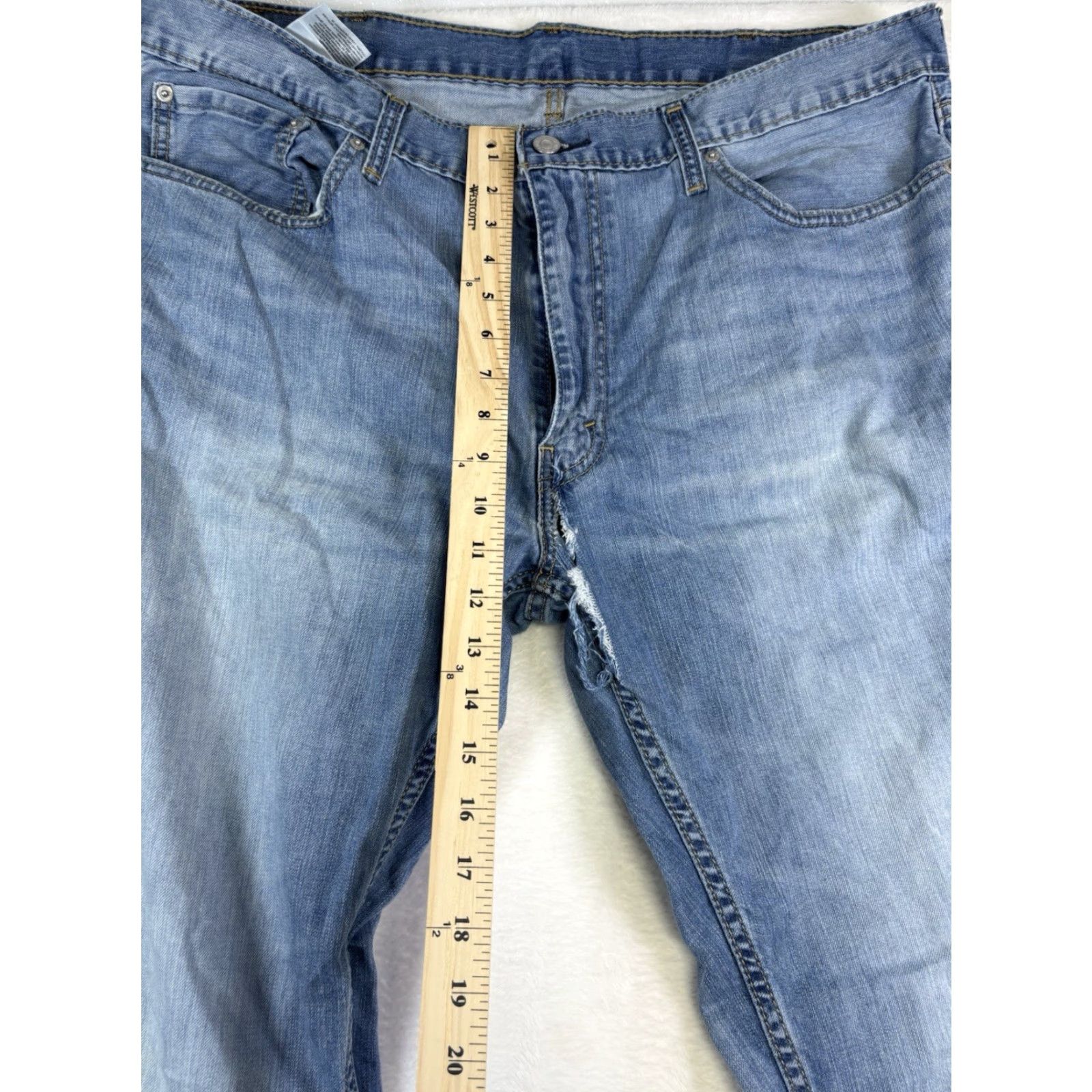 Levi's Levi's 559 Jeans Men 40x36 Blue Denim Straight Leg Regular Fit Distressed Five Pocket Belt Loops USA 90s Logo Size US 40 / EU 56 - 3 Thumbnail