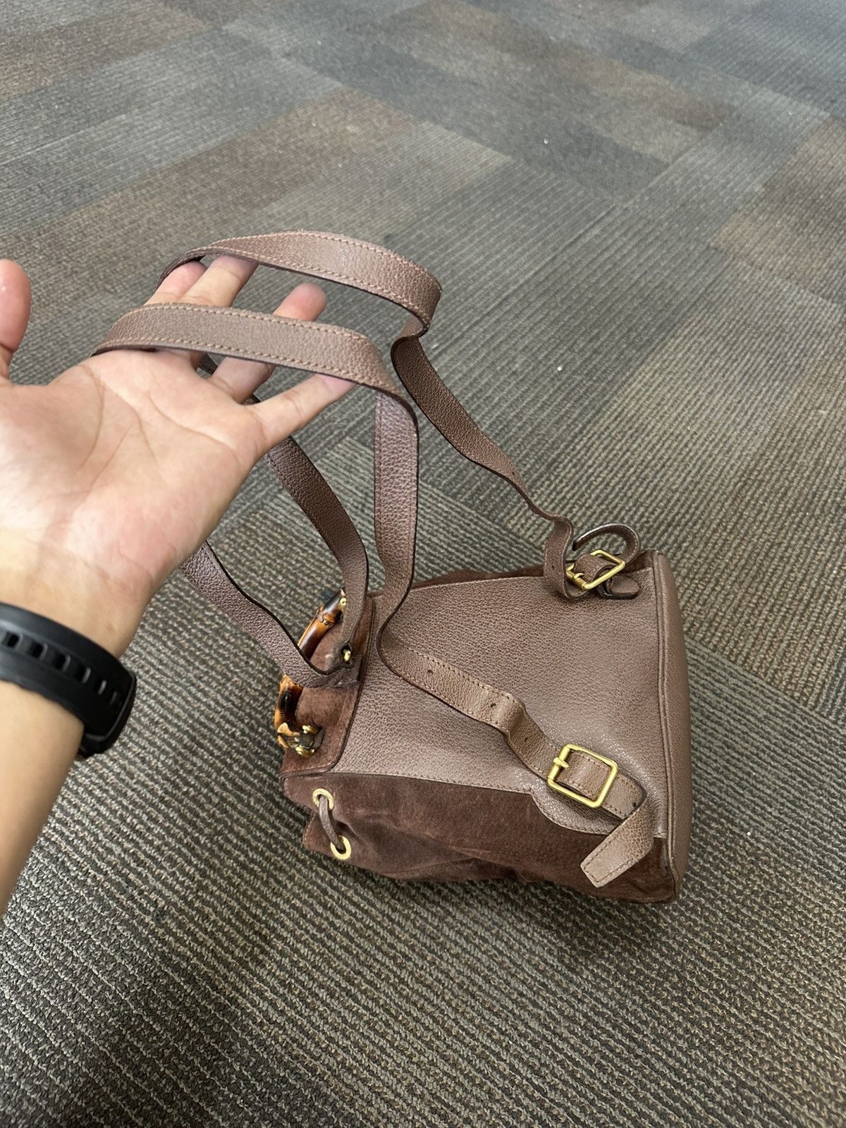 Designer × Gucci Vintage Gucci bamboo suede mini backpack Size ONE SIZE - 3 Thumbnail