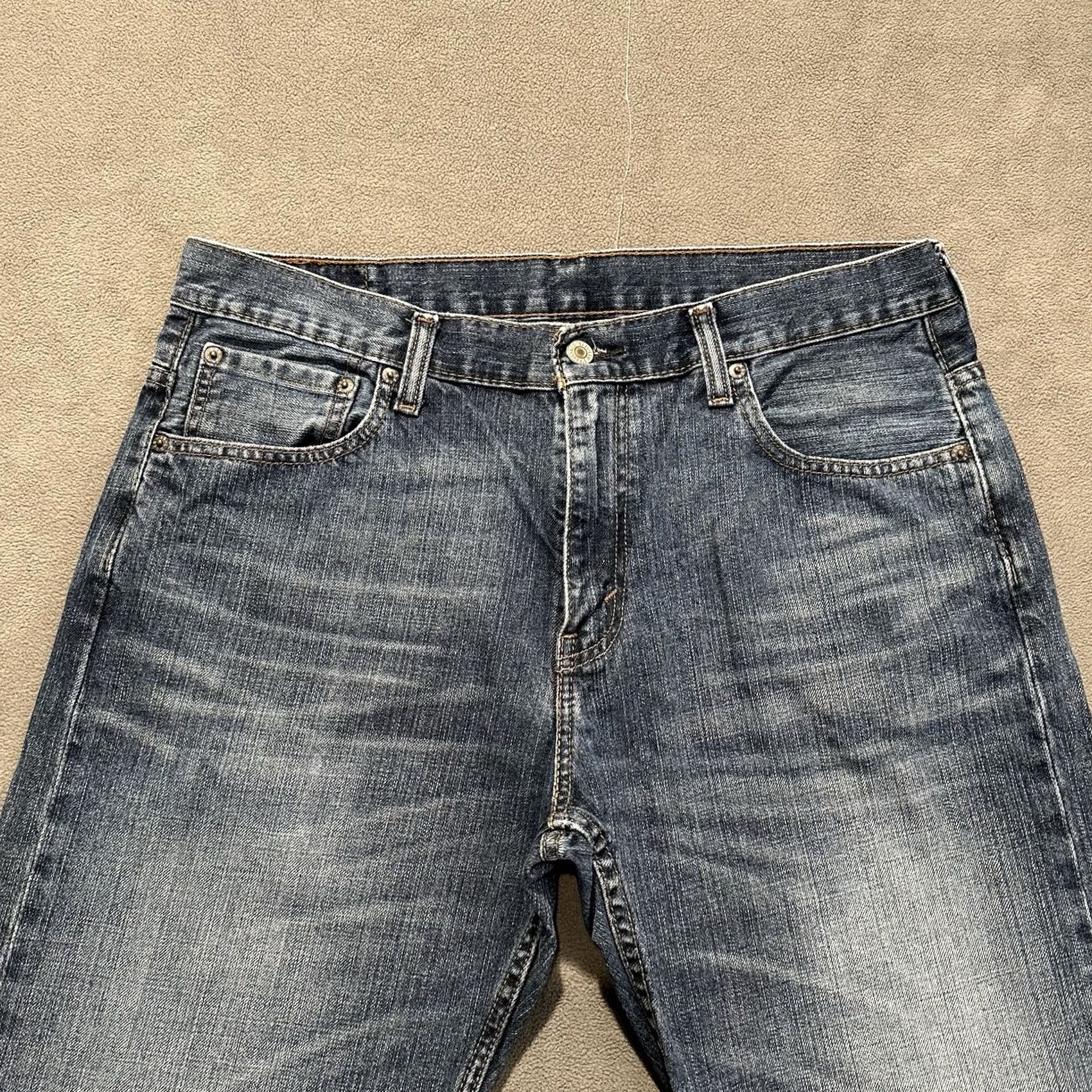 Levi's Levi Jeans 569 Loose Straight Mens 34x32 (Fits 35x30) Blue Medium Wash Faded EUC Size US 33 - 3 Thumbnail