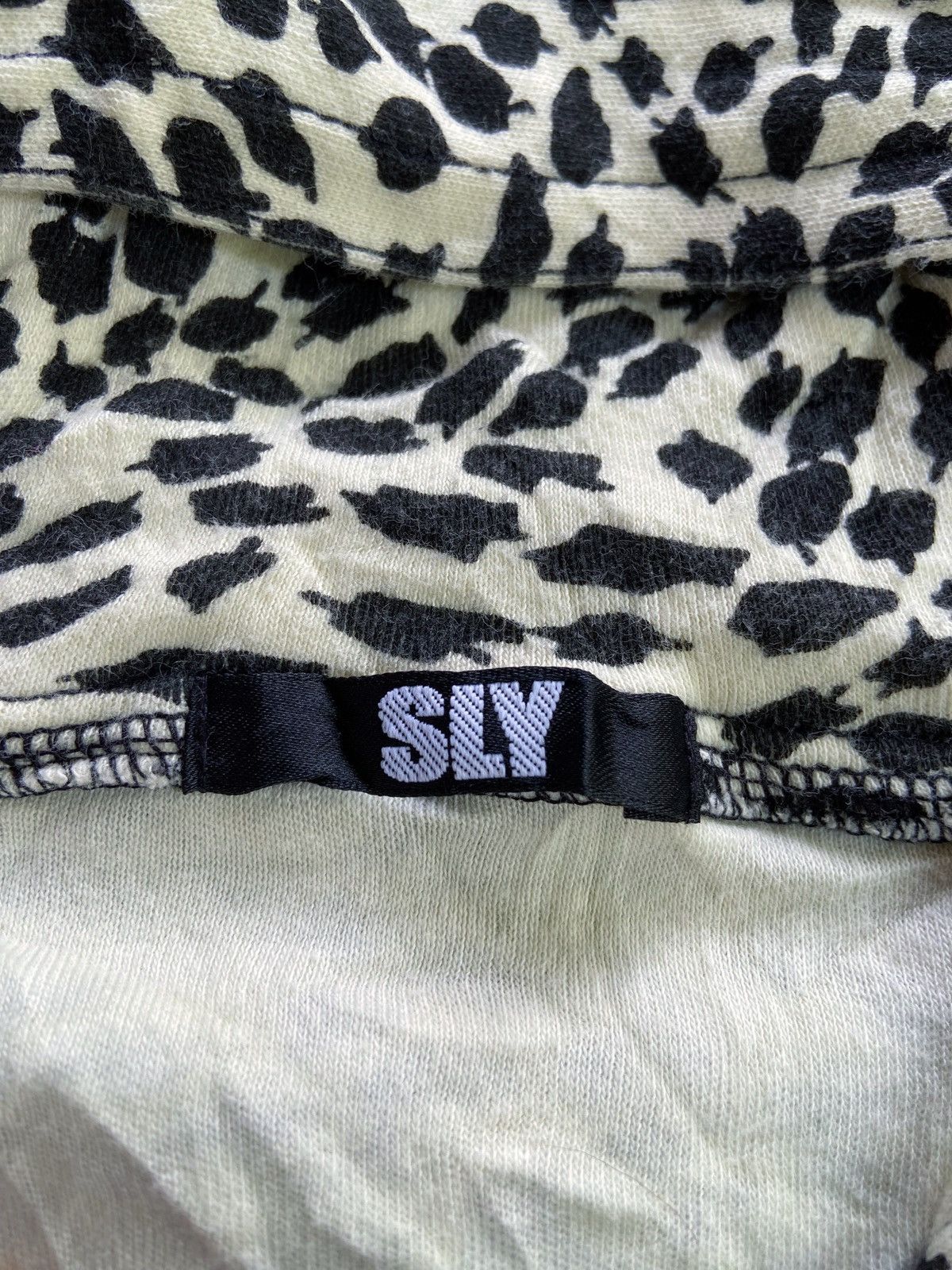 Japanese Brand SLY ASYMMETRICAL ZIP HOODIE Size US S / EU 44-46 / 1 - 13 Thumbnail