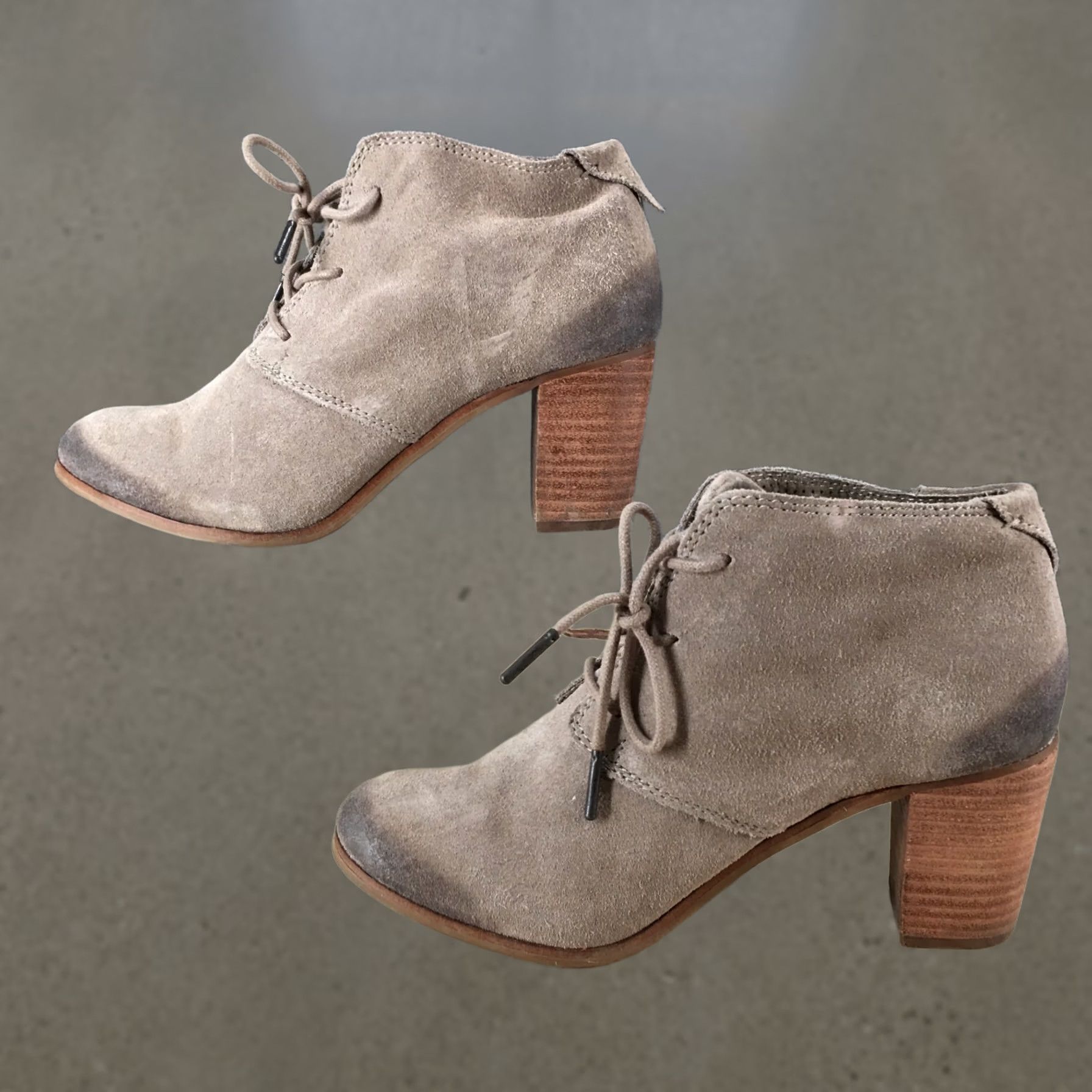 Toms Toms Boots Womens 7.5 Lunata Ankle Bootie Taupe Lace Up Round Toe Block Heels Boots Size US 8 / IT 38 - 1 Thumbnail