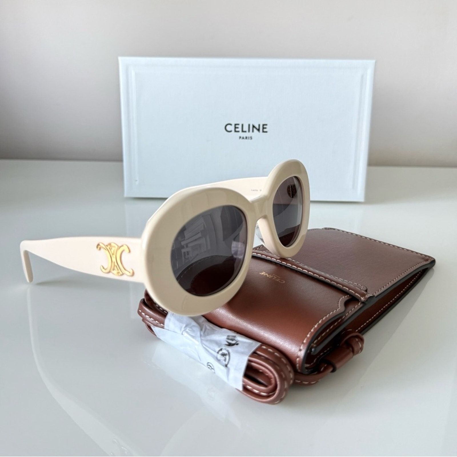 NEW CELINE CL40243I 72J SUNGLASSES GEOMETRIC PINK GREY WOMEN CELINE EYEWEAR CL40243I 72J Opal Pink/Roviex main image 4